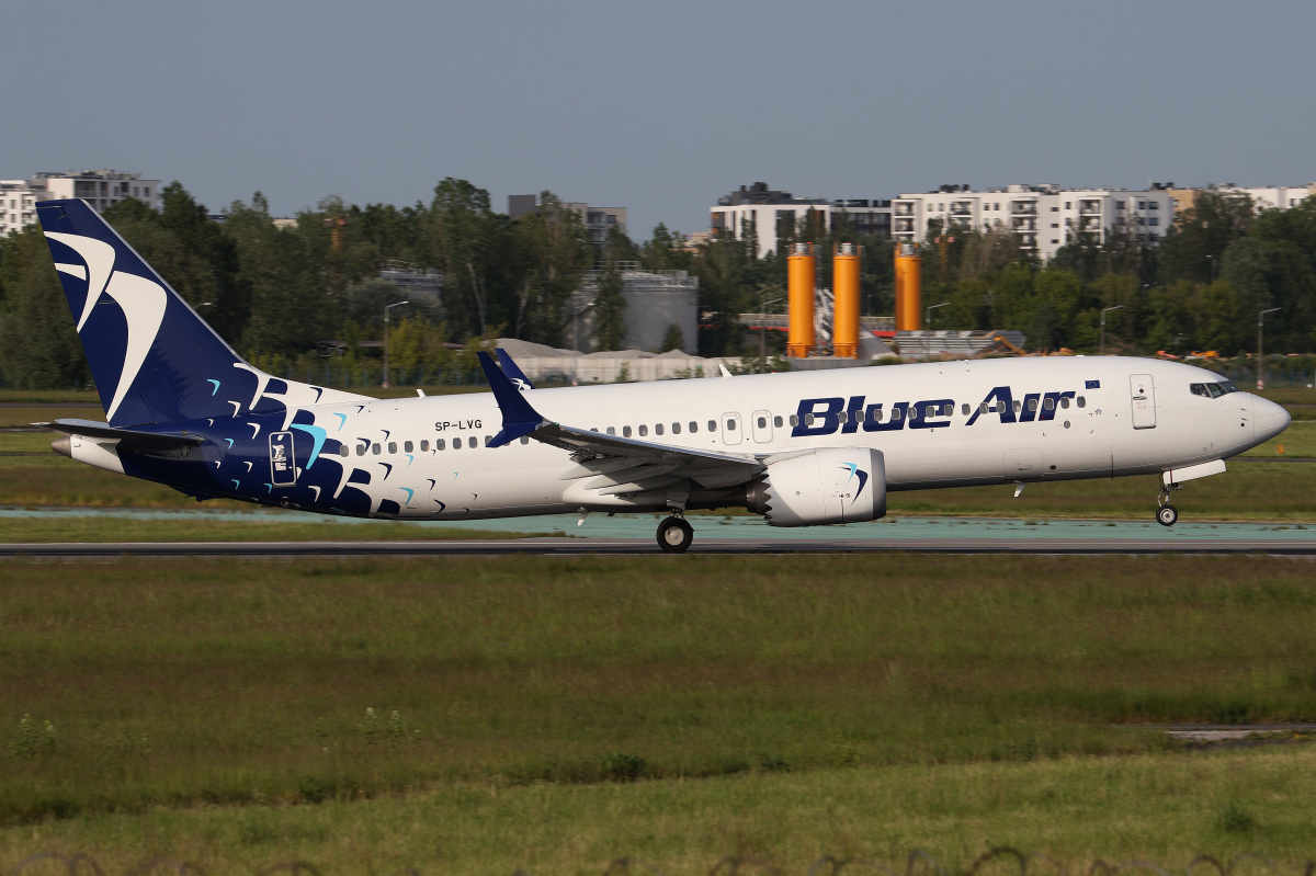 SP-LVG (Blue Air) (Aircraft » EPWA Spotting » Boeing 737-8 MAX » LOT Polish Airlines)