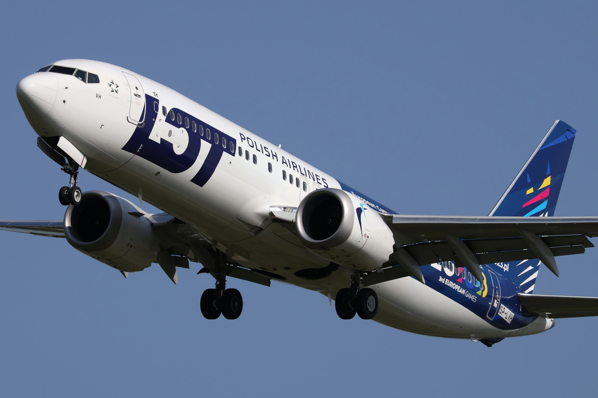 SP-LVH ("3rd European Games 2023" wrap) (Aircraft » EPWA Spotting » Boeing 737-8 MAX » LOT Polish Airlines)