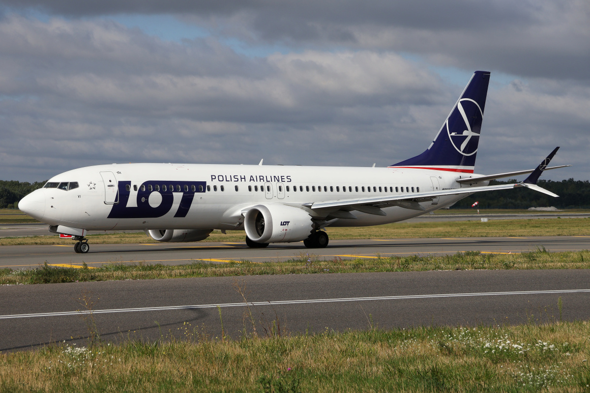 SP-LVI (Aircraft » EPWA Spotting » Boeing 737-8 MAX » LOT Polish Airlines)