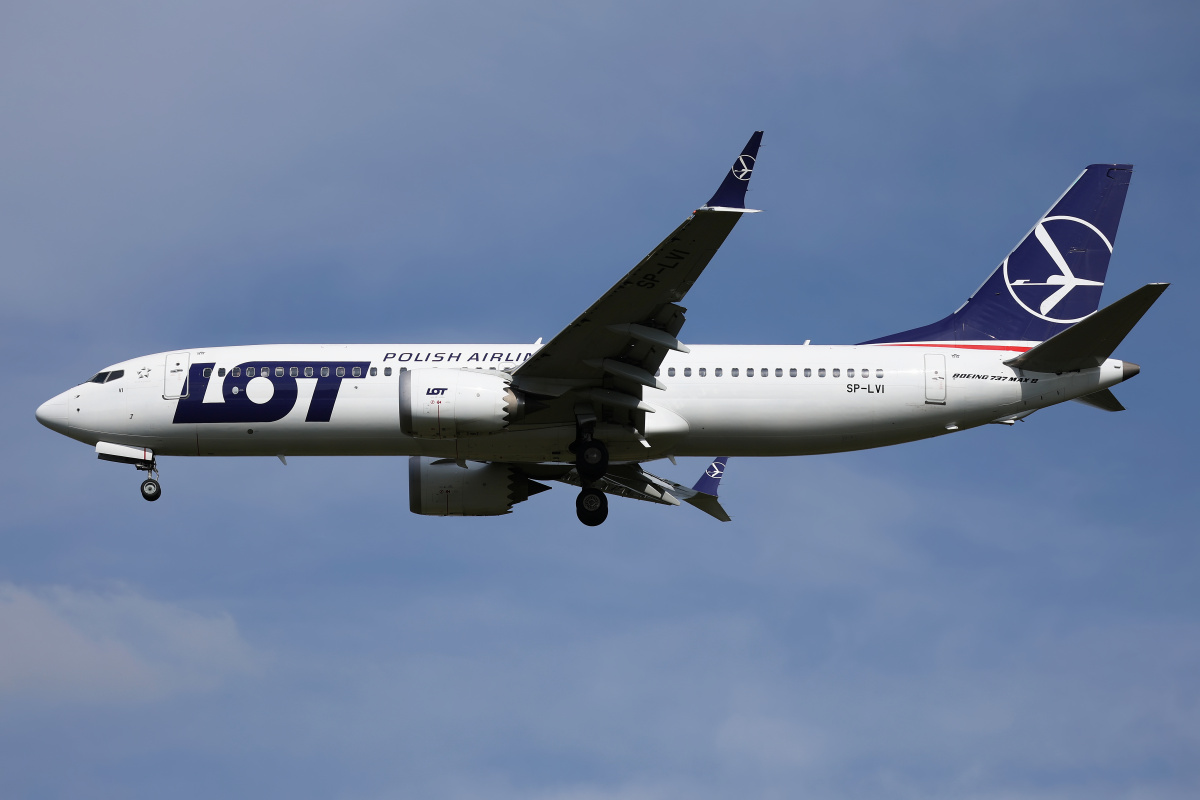 SP-LVI (Aircraft » EPWA Spotting » Boeing 737-8 MAX » LOT Polish Airlines)