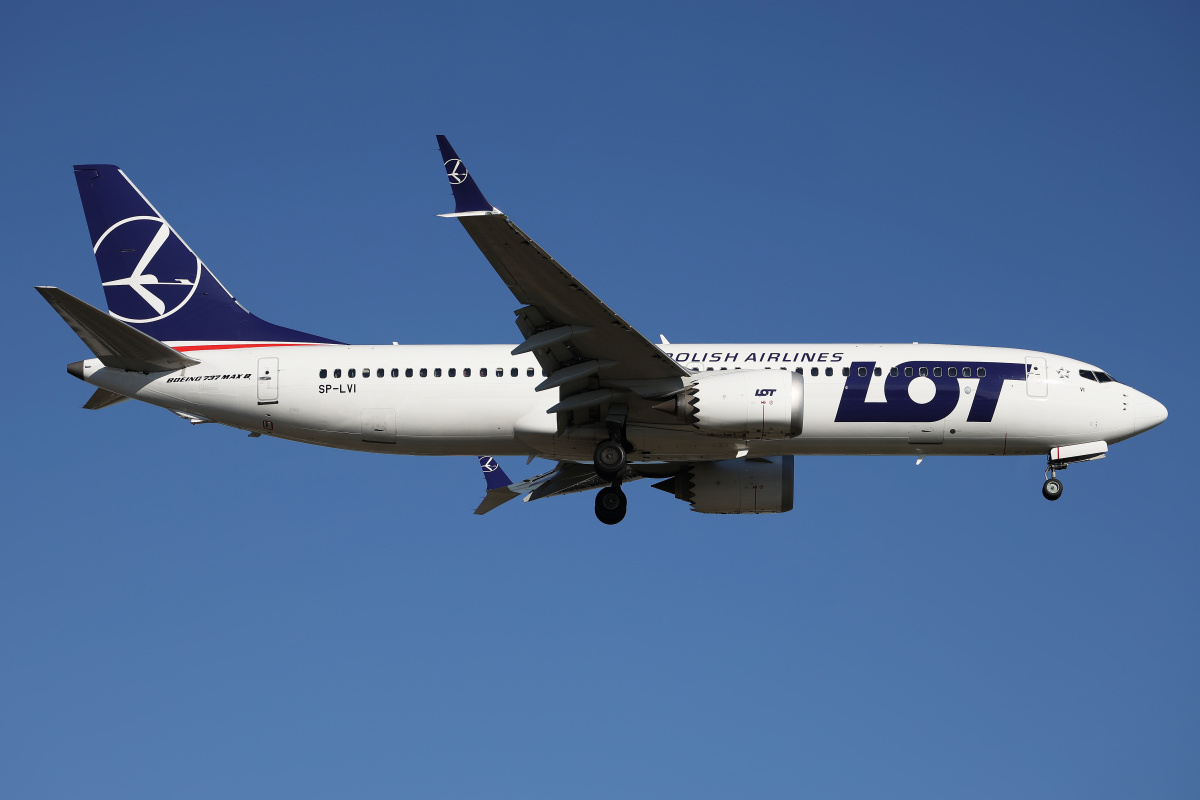 SP-LVI (Aircraft » EPWA Spotting » Boeing 737-8 MAX » LOT Polish Airlines)