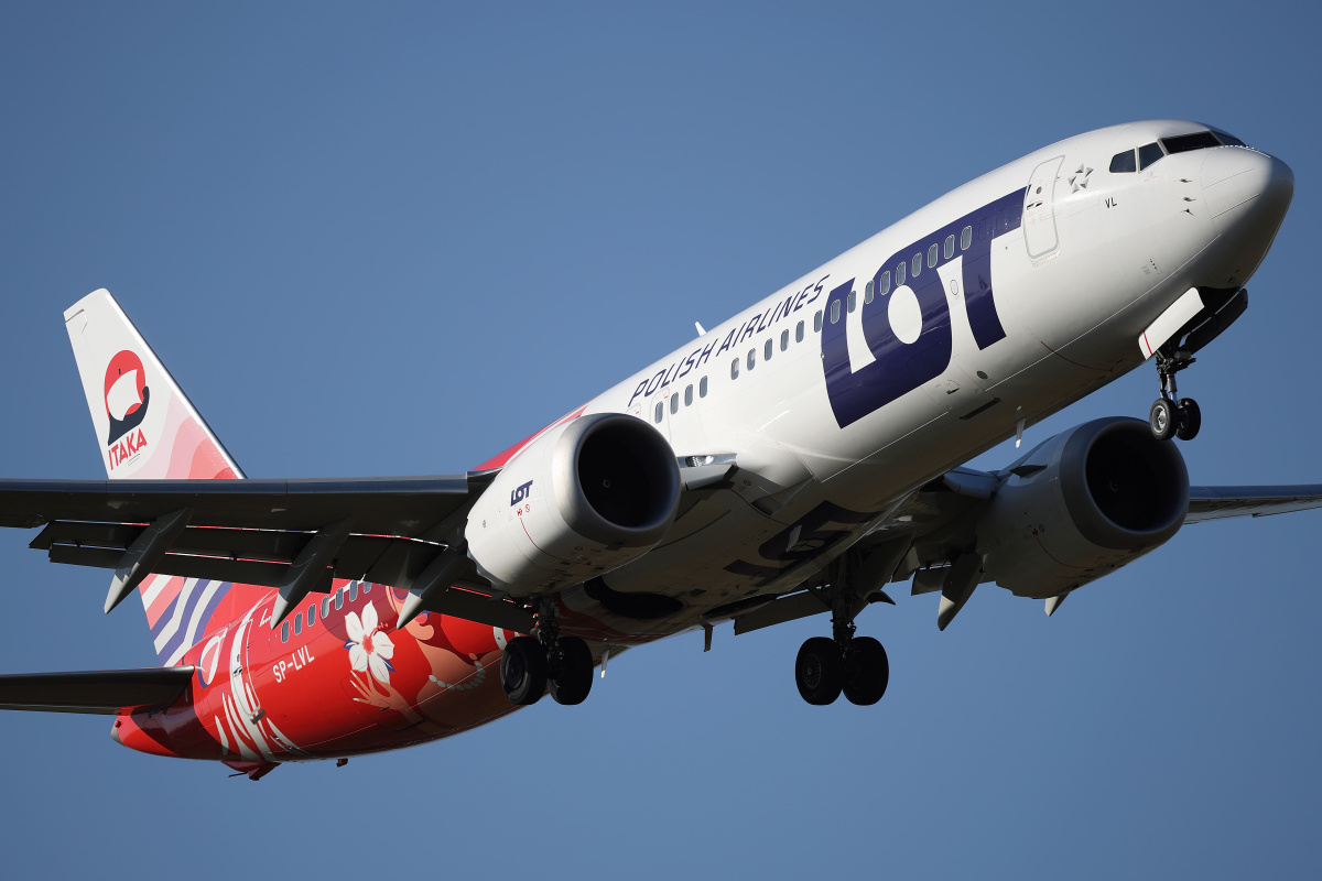 SP-LVL ("Itaka. Świat jest piękny" livery) (Aircraft » EPWA Spotting » Boeing 737-8 MAX » LOT Polish Airlines)