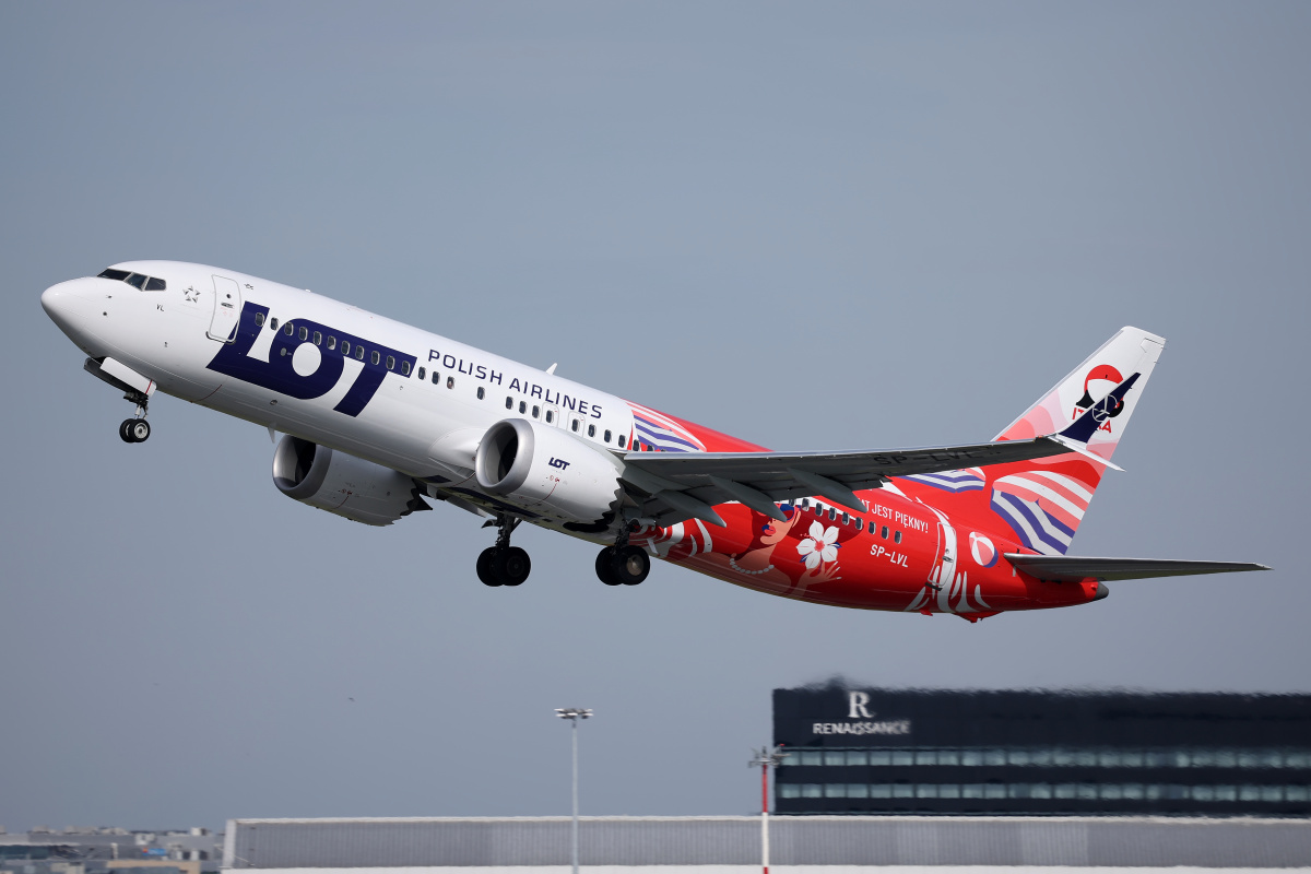 SP-LVL ("Itaka. Świat jest piękny" livery)
