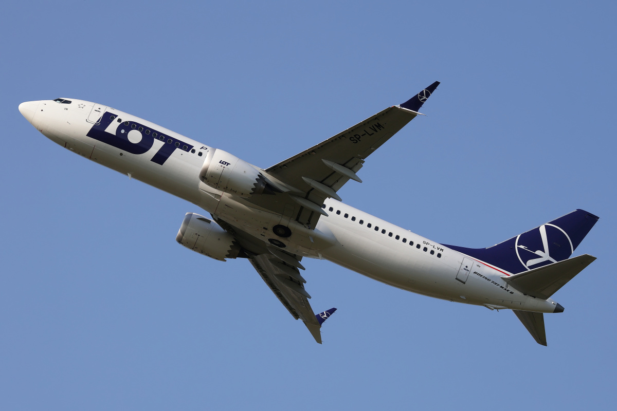 SP-LVM (Aircraft » EPWA Spotting » Boeing 737-8 MAX » LOT Polish Airlines)
