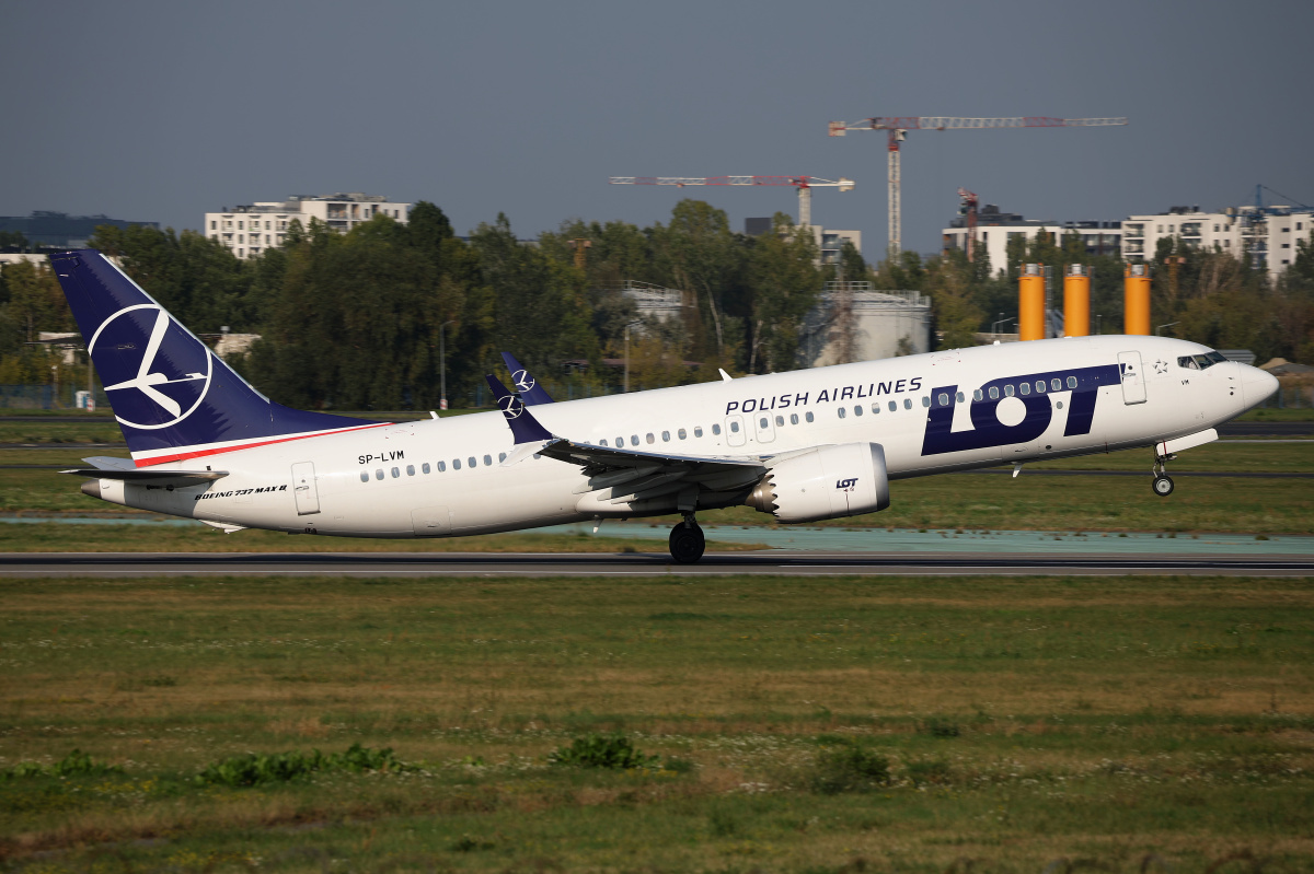 SP-LVM (Samoloty » Spotting na EPWA » Boeing 737-8 MAX » Polskie Linie Lotnicze LOT)