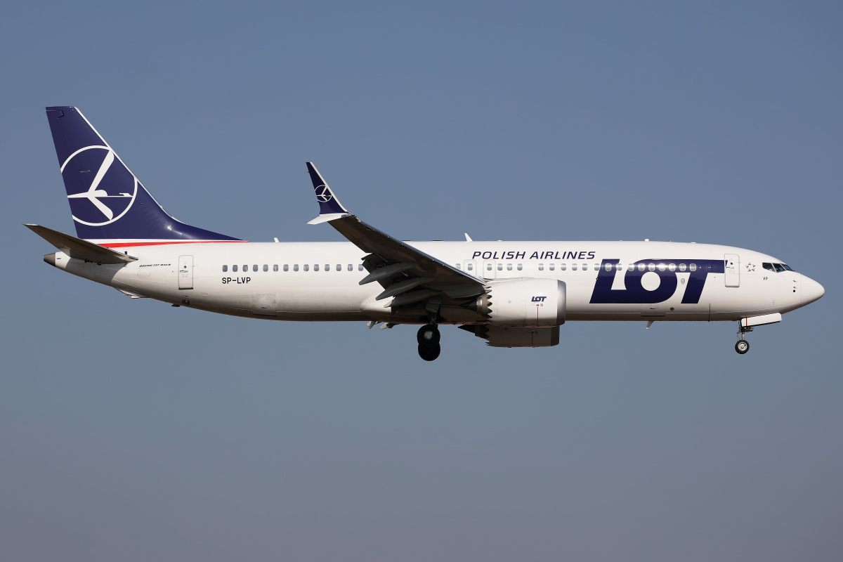 SP-LVP (Aircraft » EPWA Spotting » Boeing 737-8 MAX » LOT Polish Airlines)