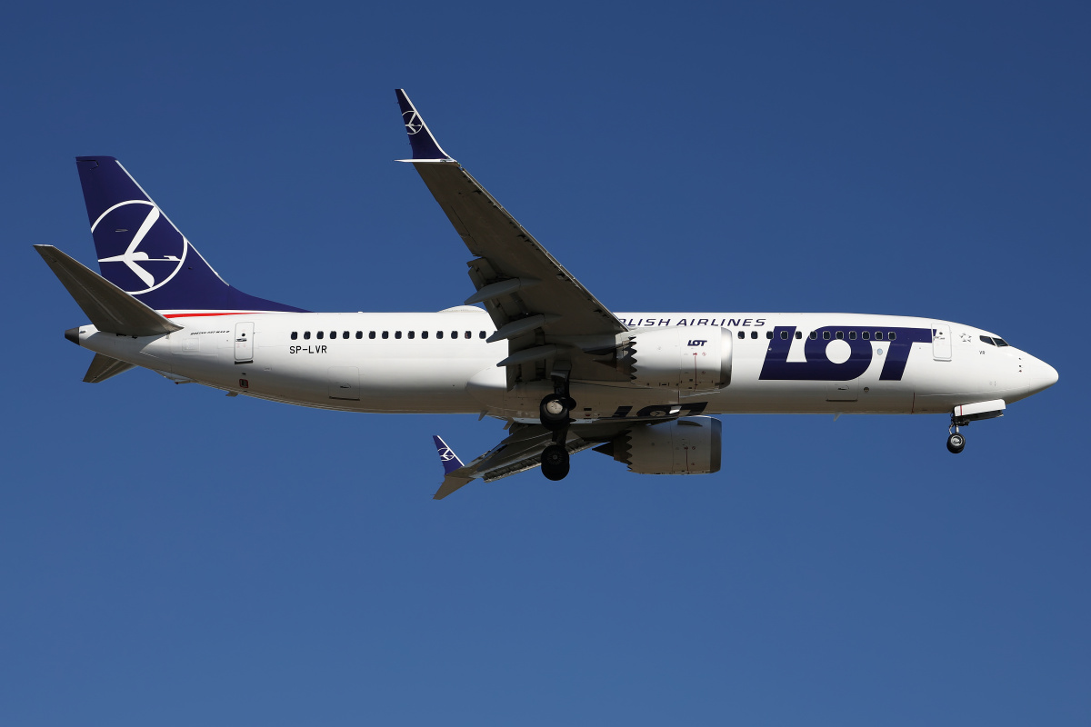 SP-LVR (Aircraft » EPWA Spotting » Boeing 737-8 MAX » LOT Polish Airlines)