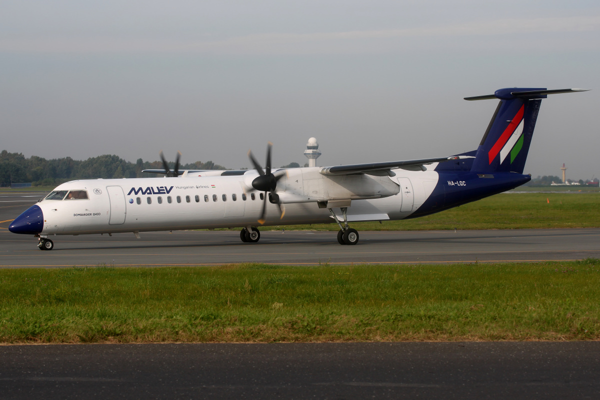 HA-LQC (Aircraft » EPWA Spotting » De Havilland Canada DHC-8 Dash 8 » Malév Hungarian Airlines)