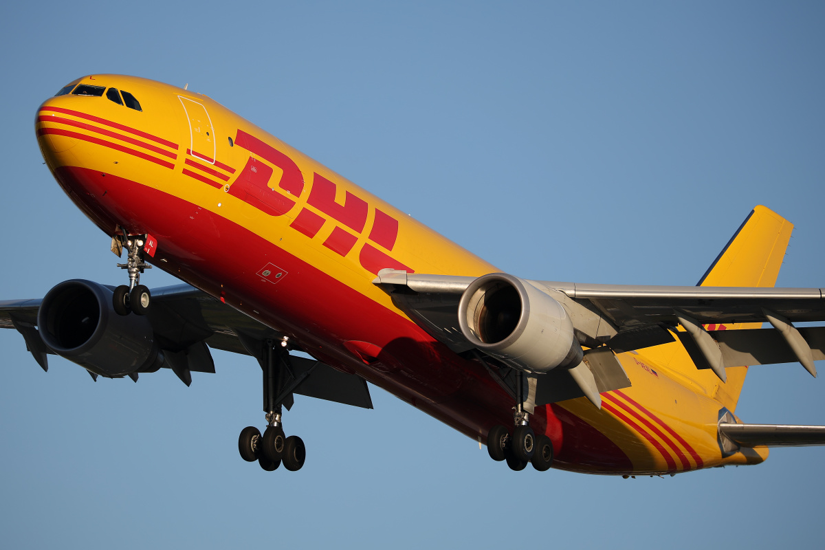 D-AEAL (Samoloty » Spotting na EPWA » Airbus A300B4-600F » DHL European Air Transport)