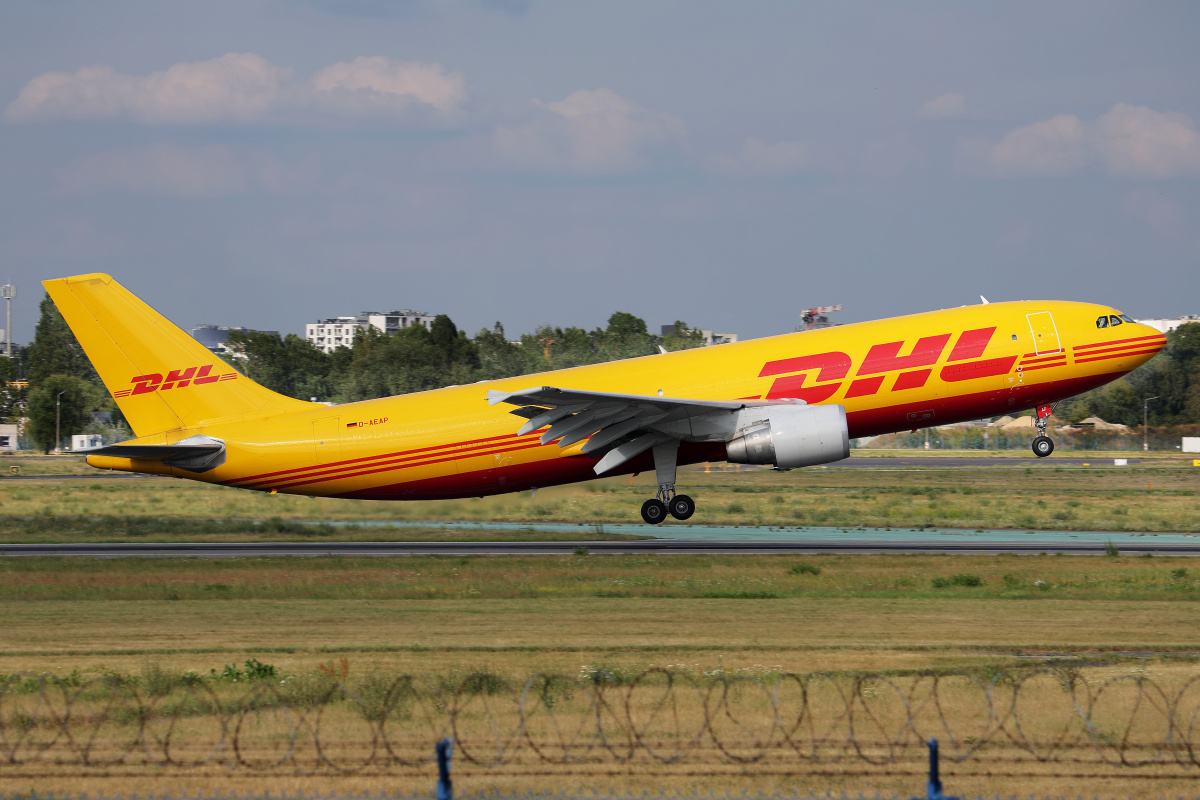 D-AEAP (Samoloty » Spotting na EPWA » Airbus A300B4-600F » DHL European Air Transport)