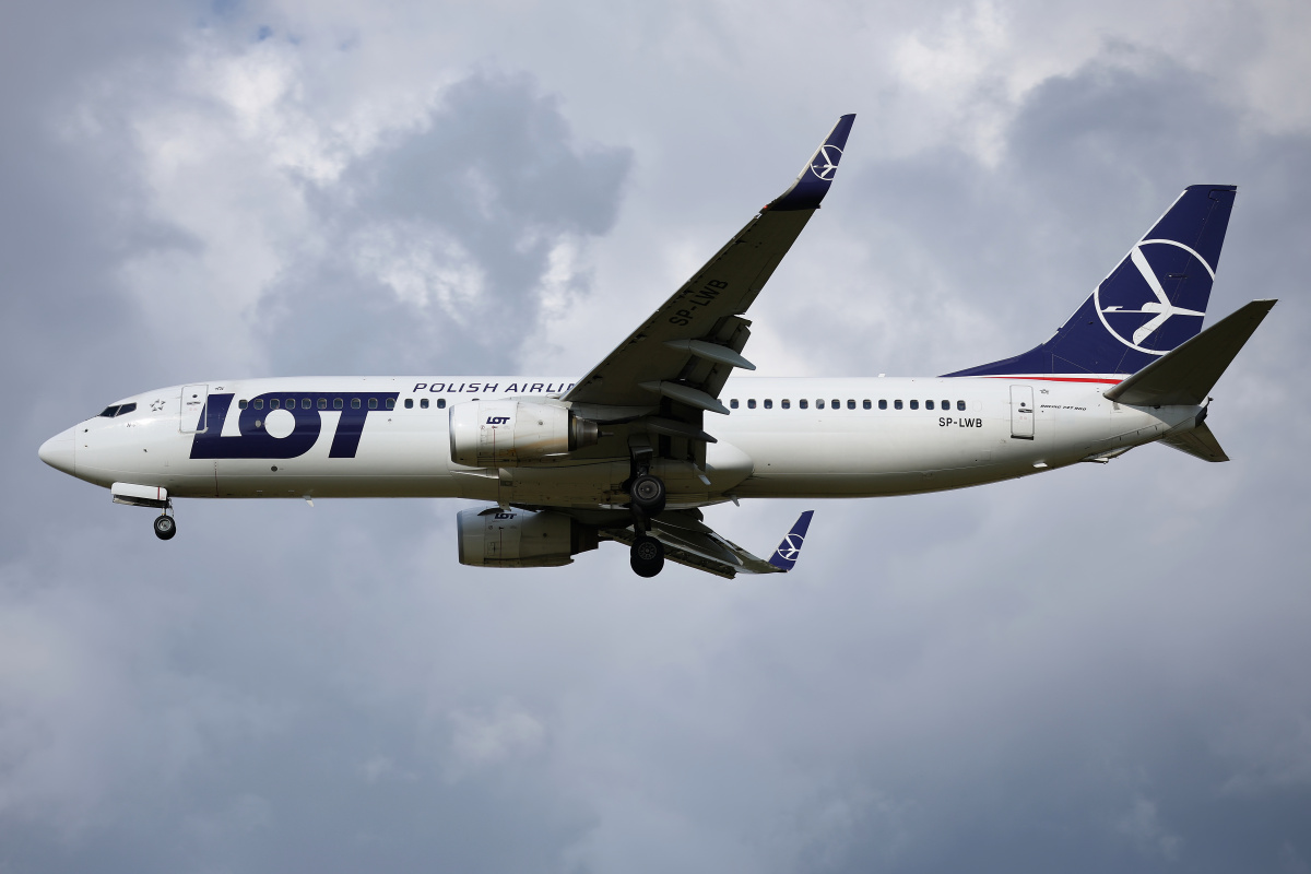 SP-LWB (Aircraft » EPWA Spotting » Boeing 737-800 » LOT Polish Airlines)