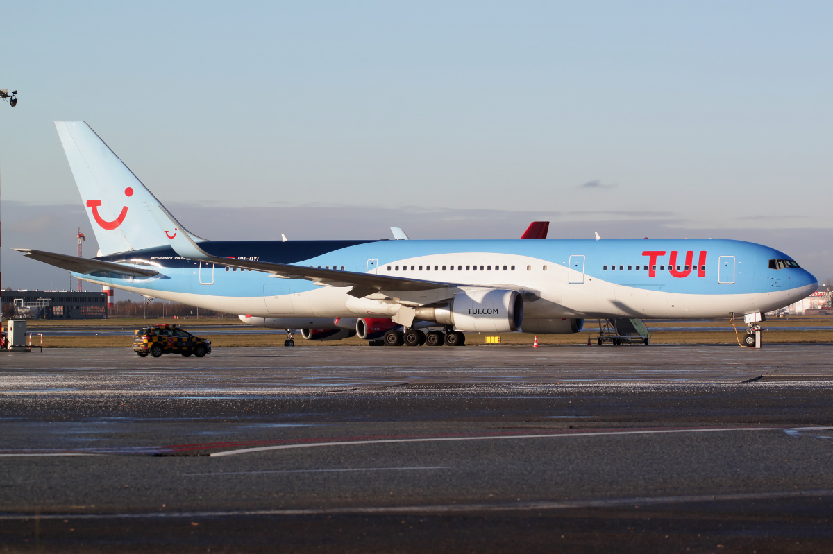 PH-OYI (Aircraft » EPWA Spotting » Boeing 767-300 » TUI fly Netherlands)