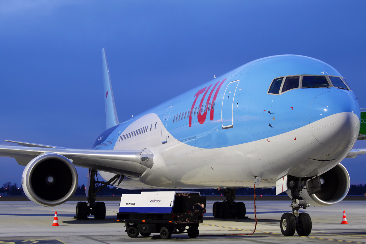 PH-OYI (Aircraft » EPWA Spotting » Boeing 767-300 » TUI fly Netherlands)