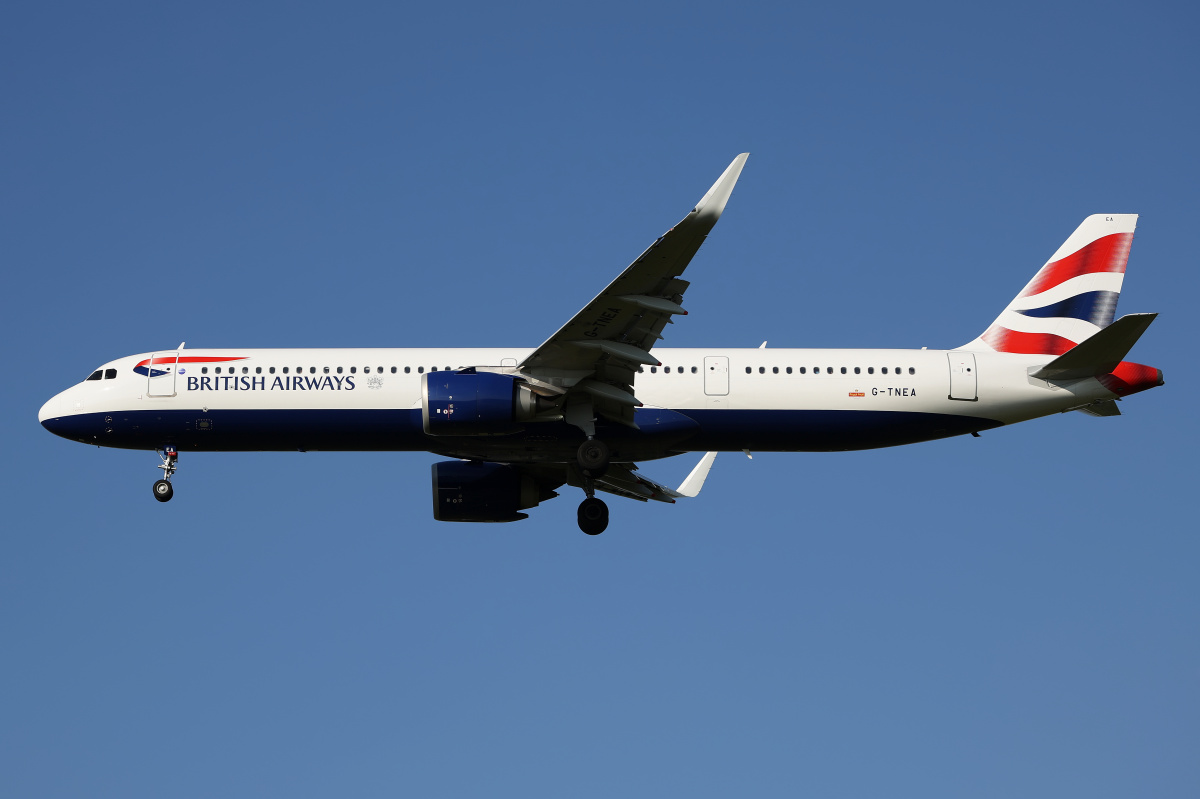 G-TNEA, British Airways (Aircraft » EPWA Spotting » Airbus A321neo)