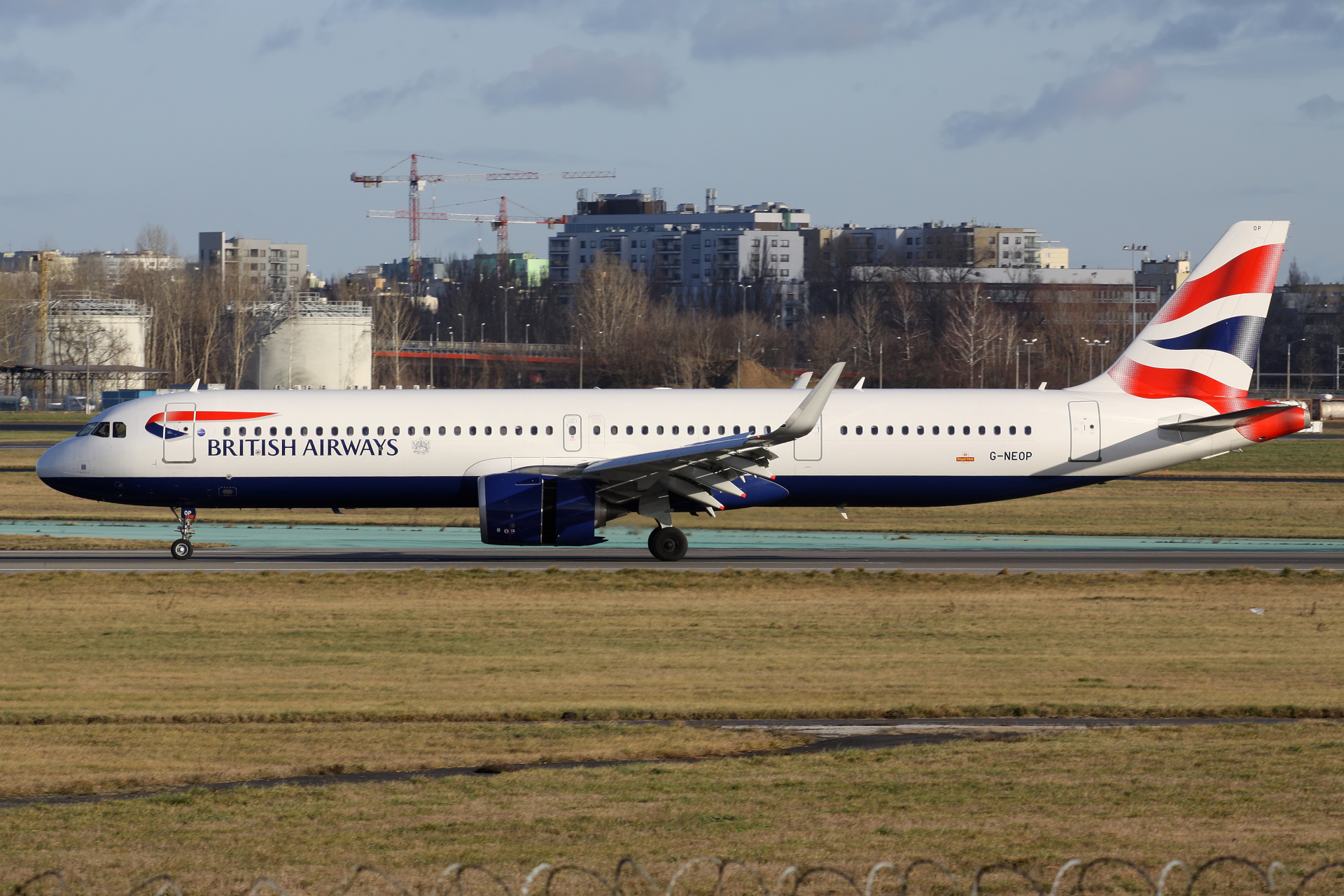 G-NEOP, British Airways (Aircraft » EPWA Spotting » Airbus A321neo)