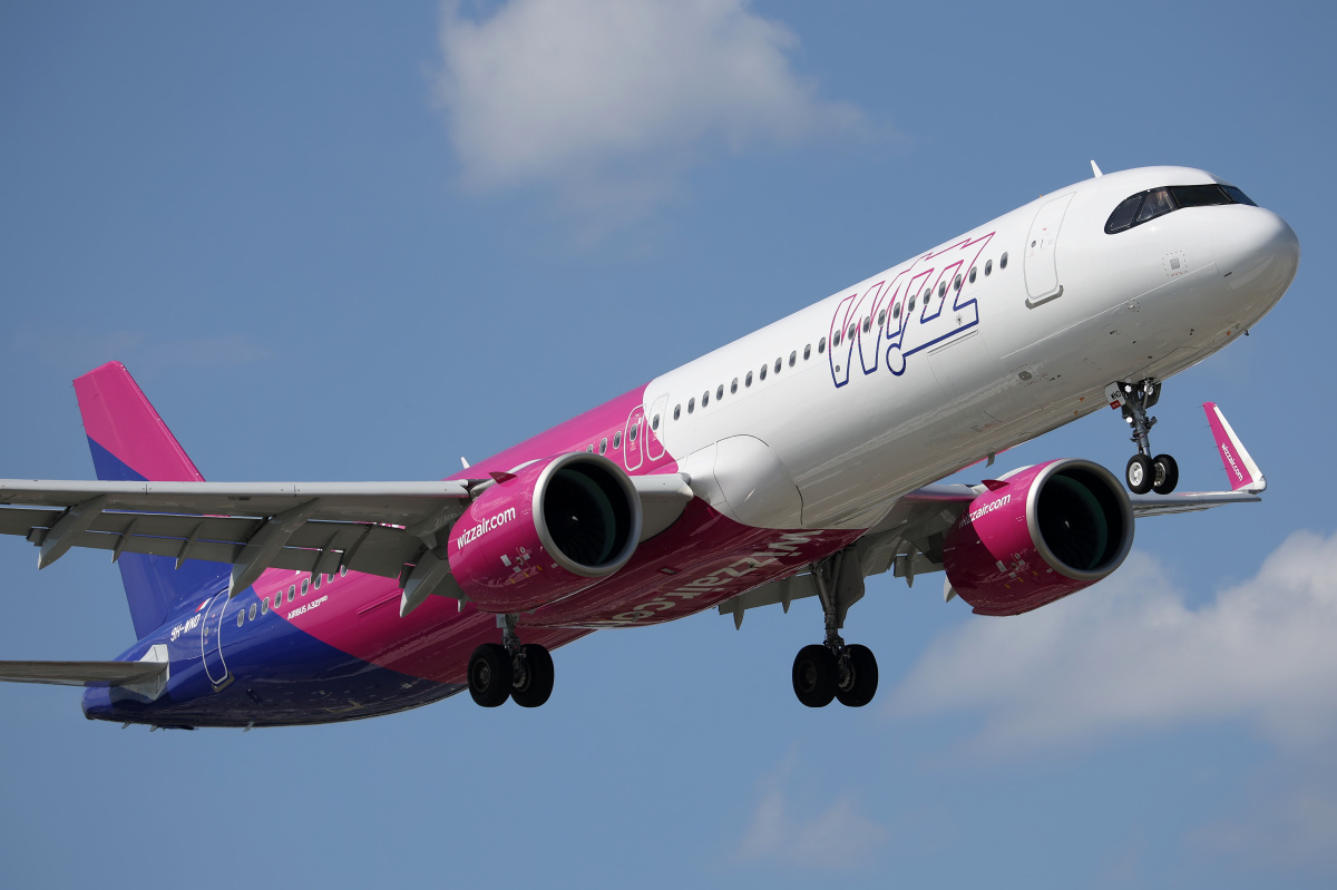 9H-WND, Wizz Air Malta (Aircraft » EPWA Spotting » Airbus A321neo » Wizz Air)