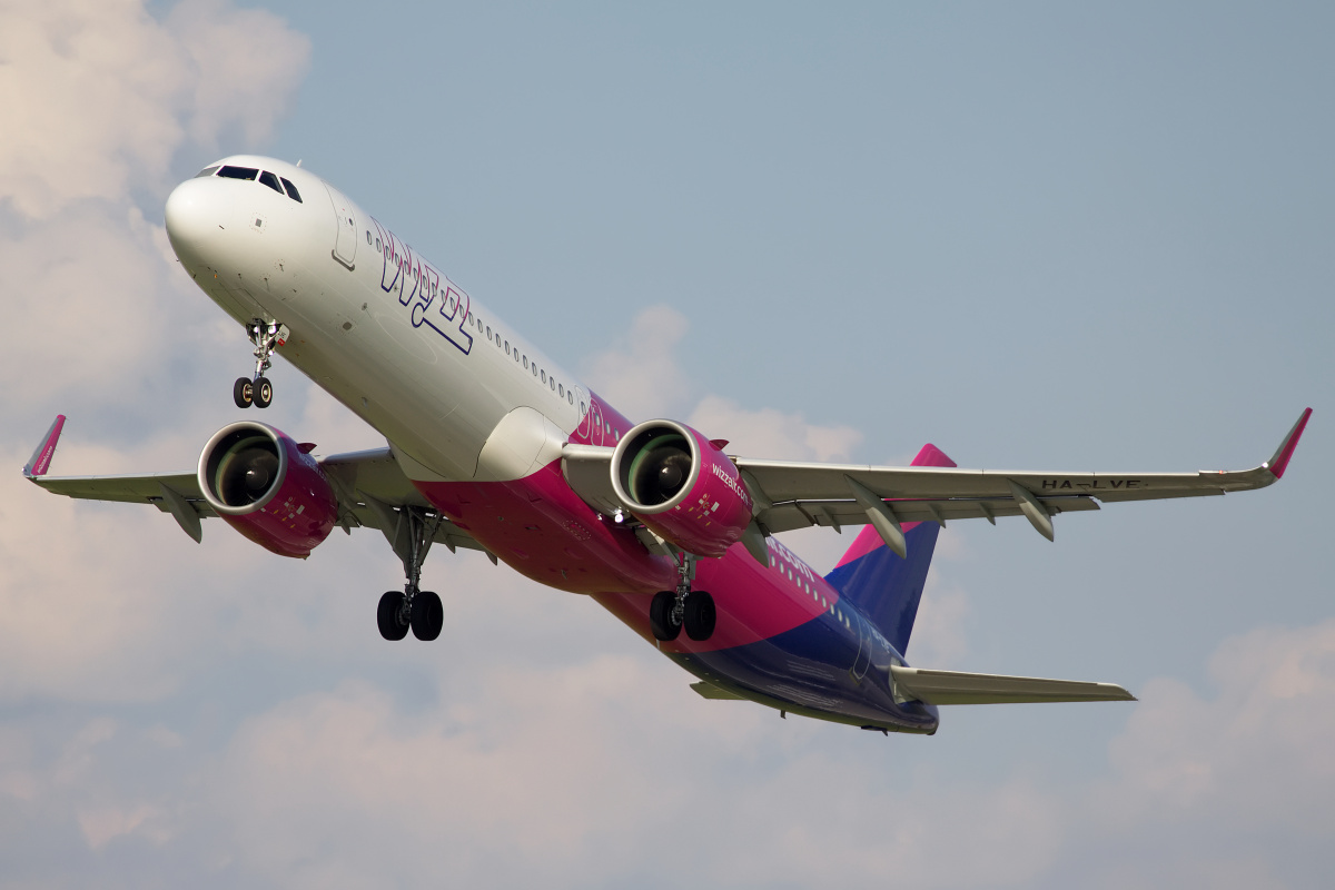 HA-LVE (Samoloty » Spotting na EPWA » Airbus A321neo » Wizz Air)