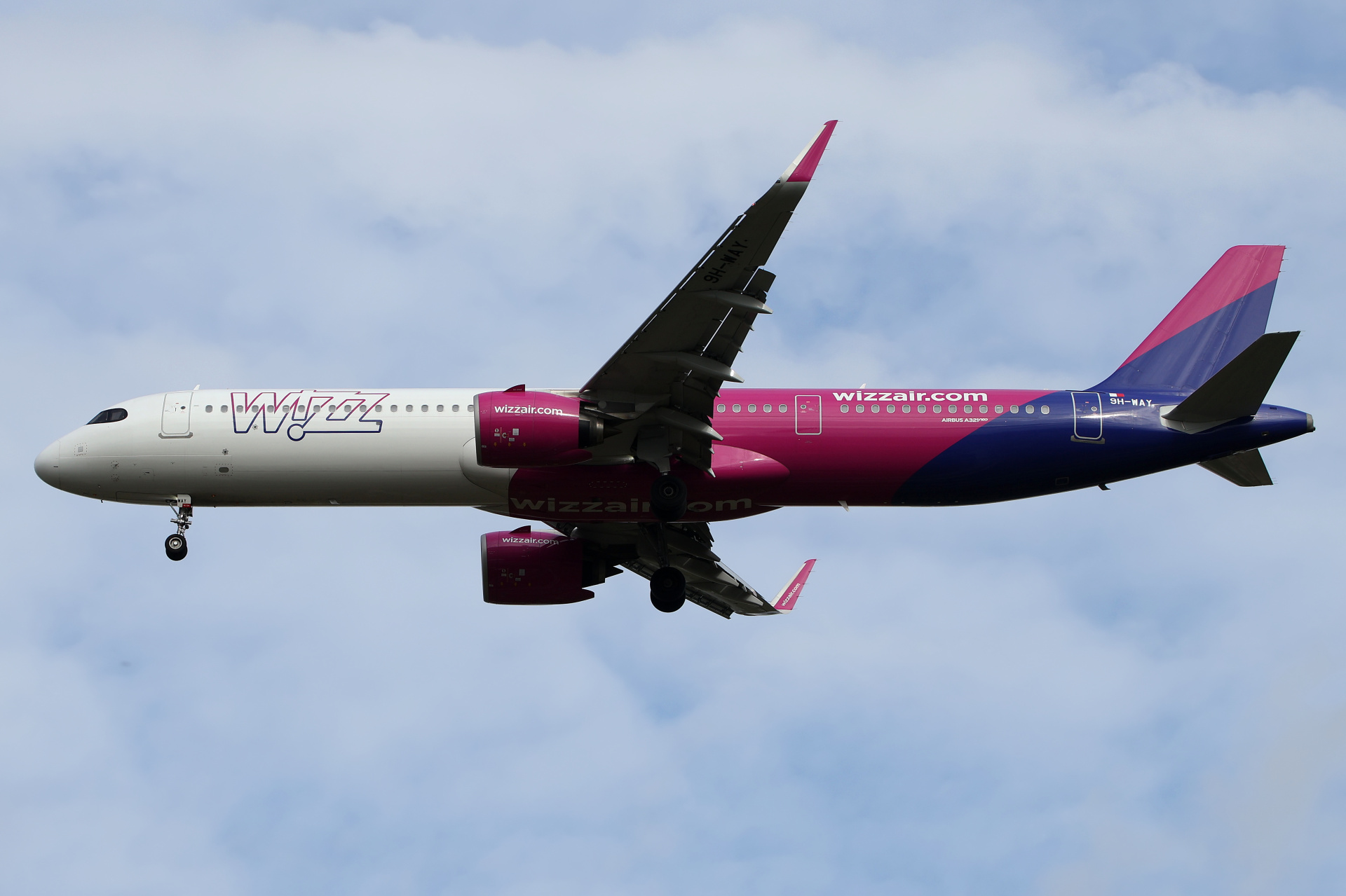 9H-WAY, Wizz Air Malta (Aircraft » EPWA Spotting » Airbus A321neo » Wizz Air)