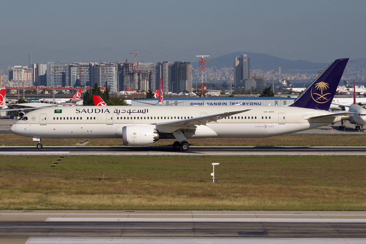 HZ-AR11, Saudi Arabian Airlines (Saudia)