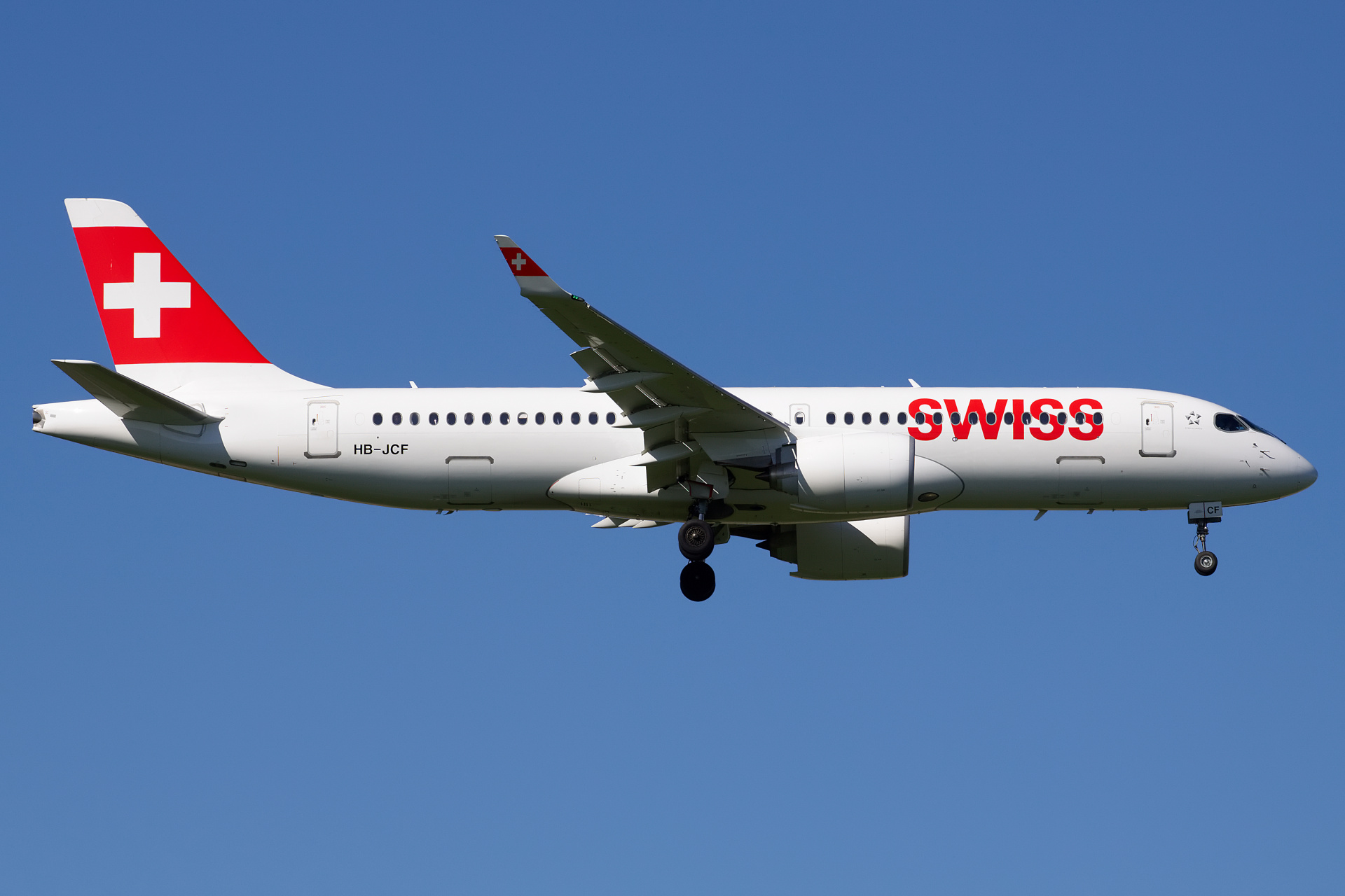 HB-JCF (Samoloty » Spotting na EPWA » Airbus A220-300 » Swiss International Air Lines)