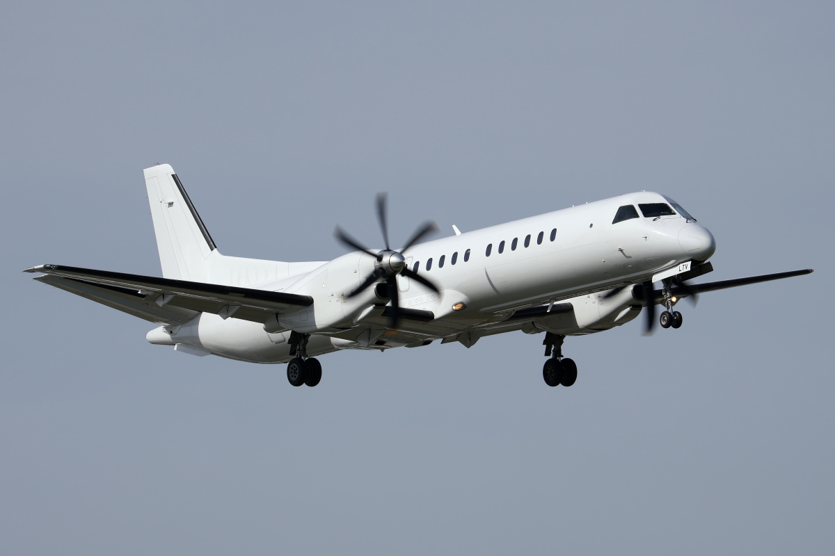 SE-LTV, Saab Aircraft (Samoloty » Spotting na EPWA » Saab 2000)