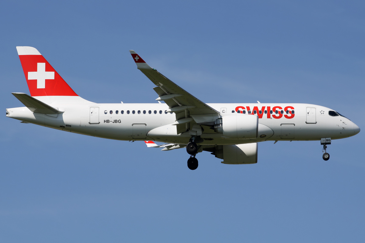 HB-JBG (Samoloty » Spotting na EPWA » Airbus A220-100 » Swiss International Air Lines)