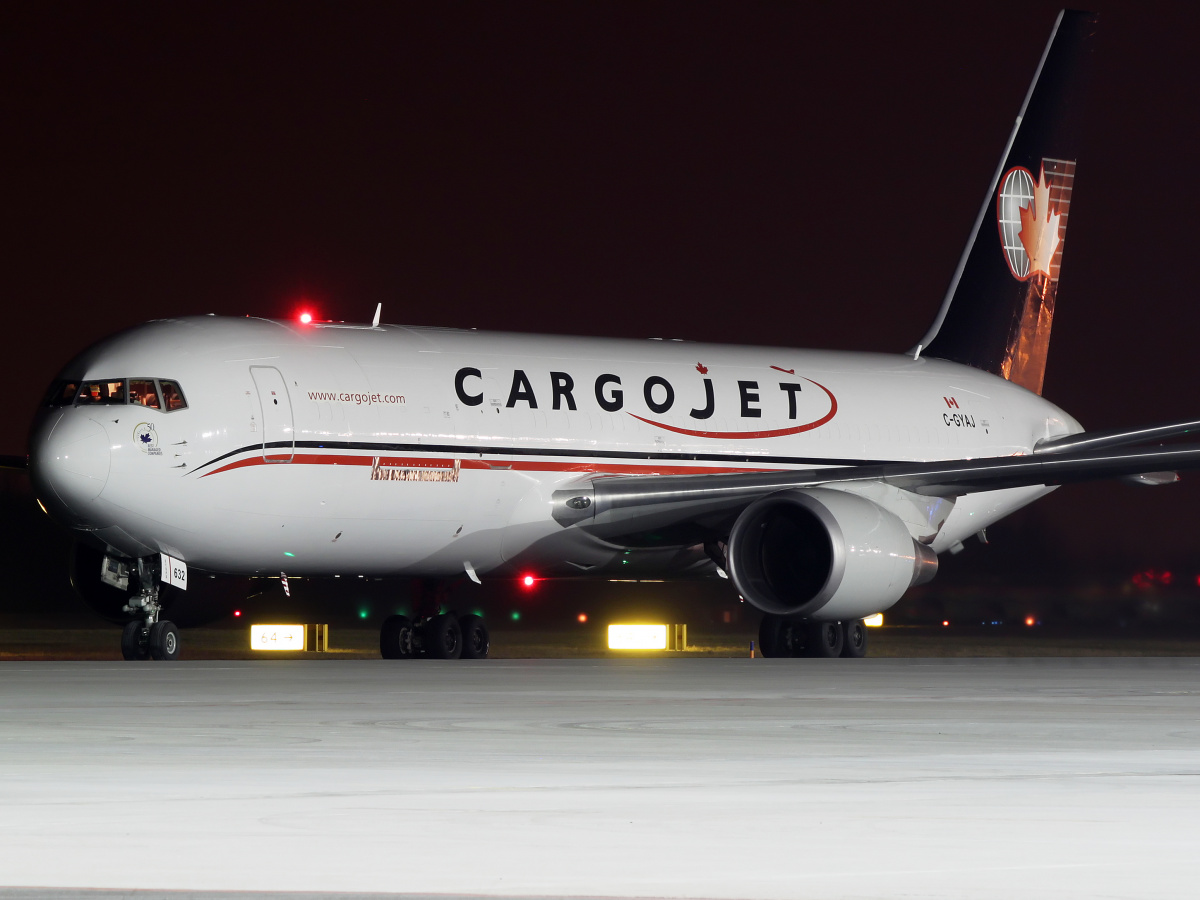 BCF, C-GYAJ (Aircraft » EPWA Spotting » Boeing 767-300F » Cargojet Airways)