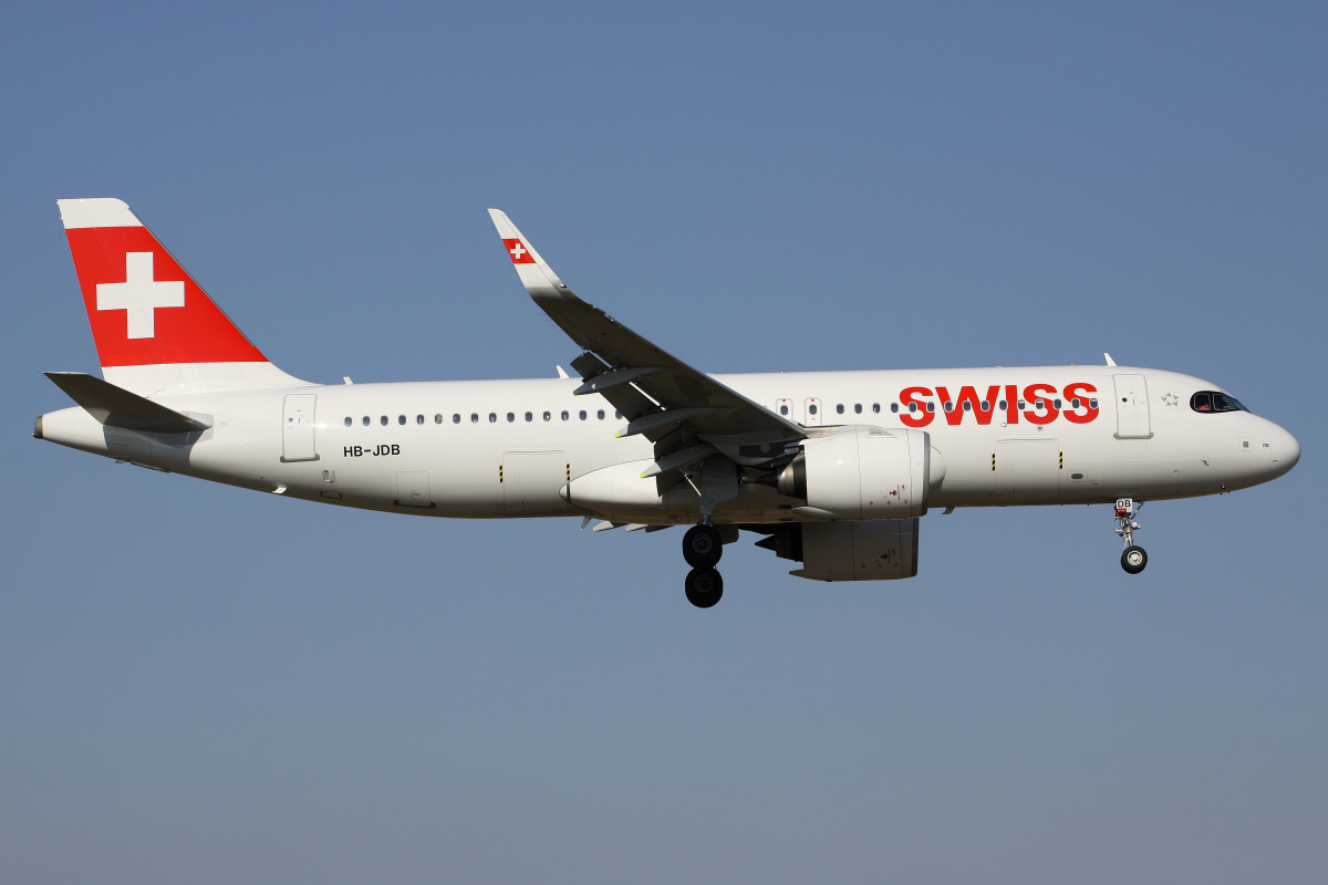 HB-JDB, Swiss International Air Lines (Aircraft » EPWA Spotting » Airbus A320neo)