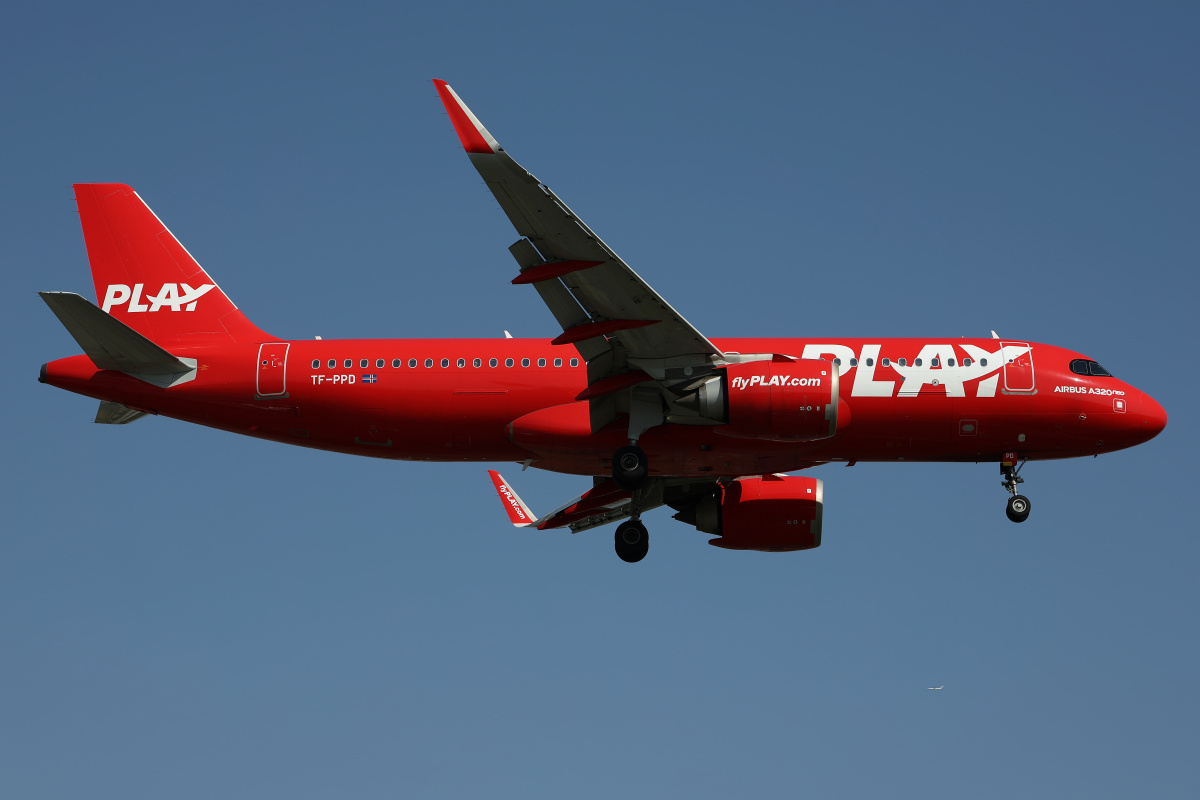 TF-PPD, Fly PLAY (Samoloty » Spotting na EPWA » Airbus A320neo)