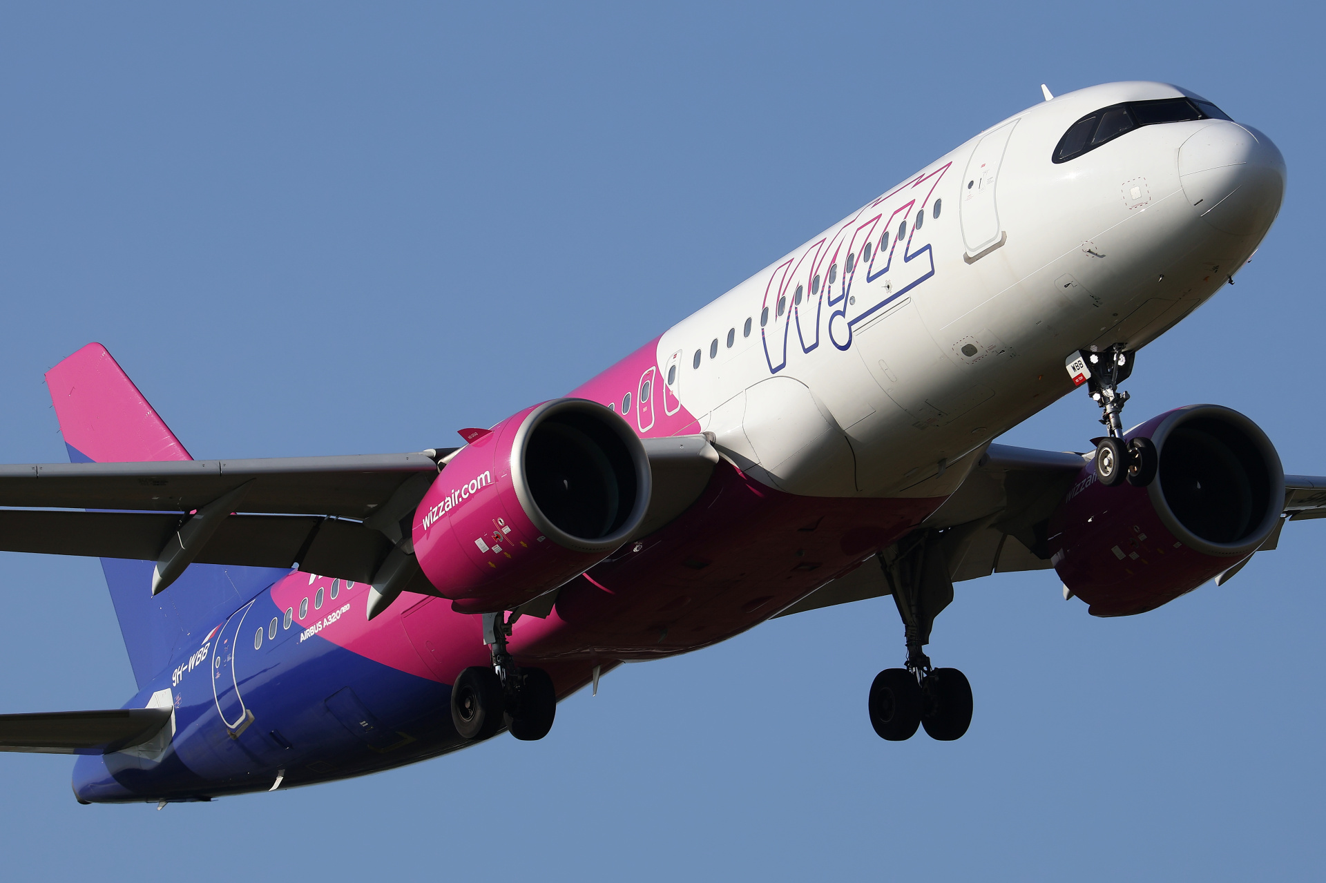 9H-WBB, Wizz Air Malta (Aircraft » EPWA Spotting » Airbus A320neo)