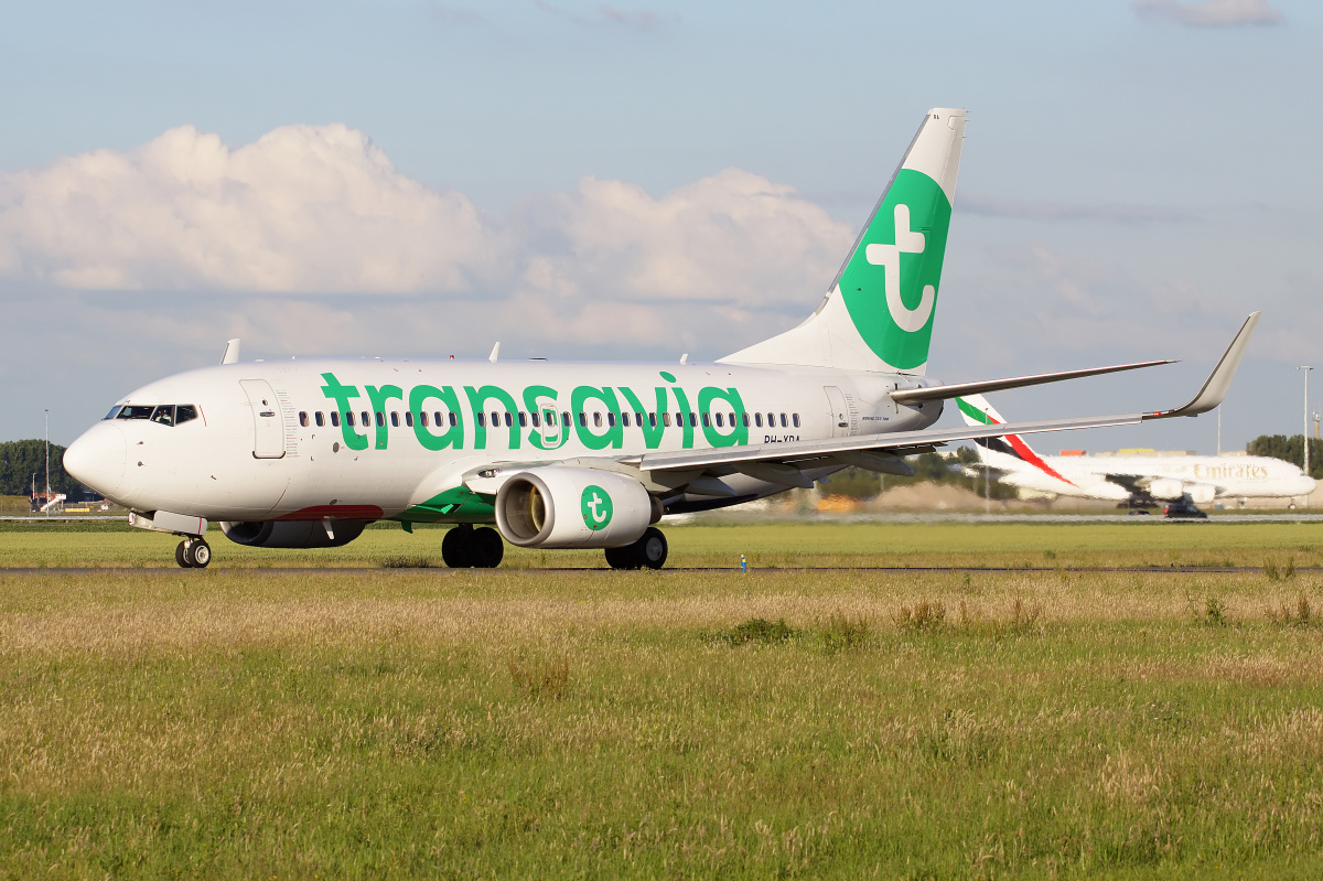 PH-XRA, Transavia (Samoloty » Spotting na Schiphol » Boeing 737-700)