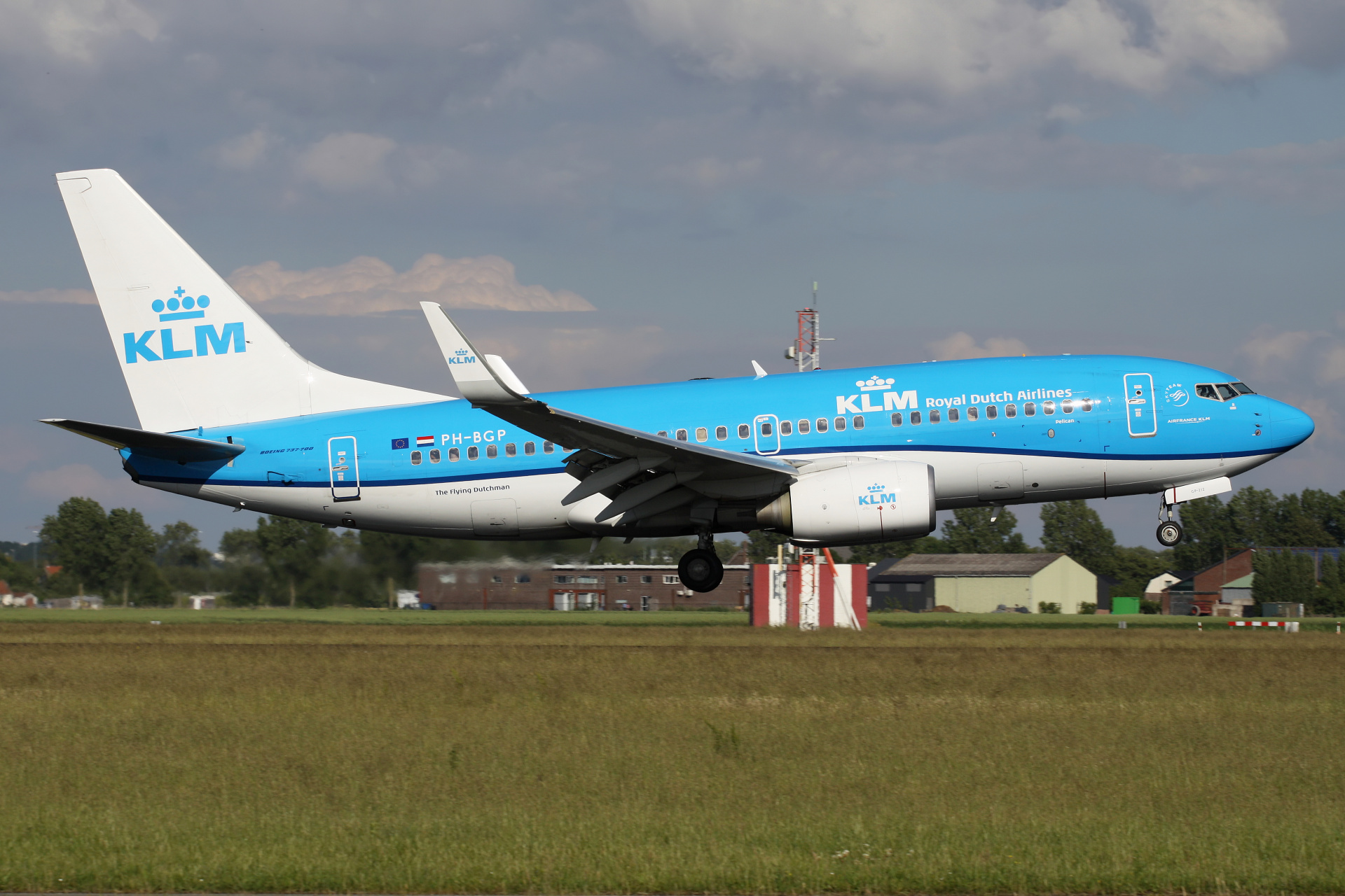PH-BGP, KLM Royal Dutch Airlines (Samoloty » Spotting na Schiphol » Boeing 737-700)