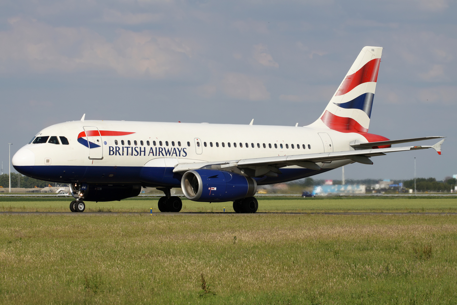 G-EUOG, British Airways (Samoloty » Spotting na Schiphol » Airbus A319-100)