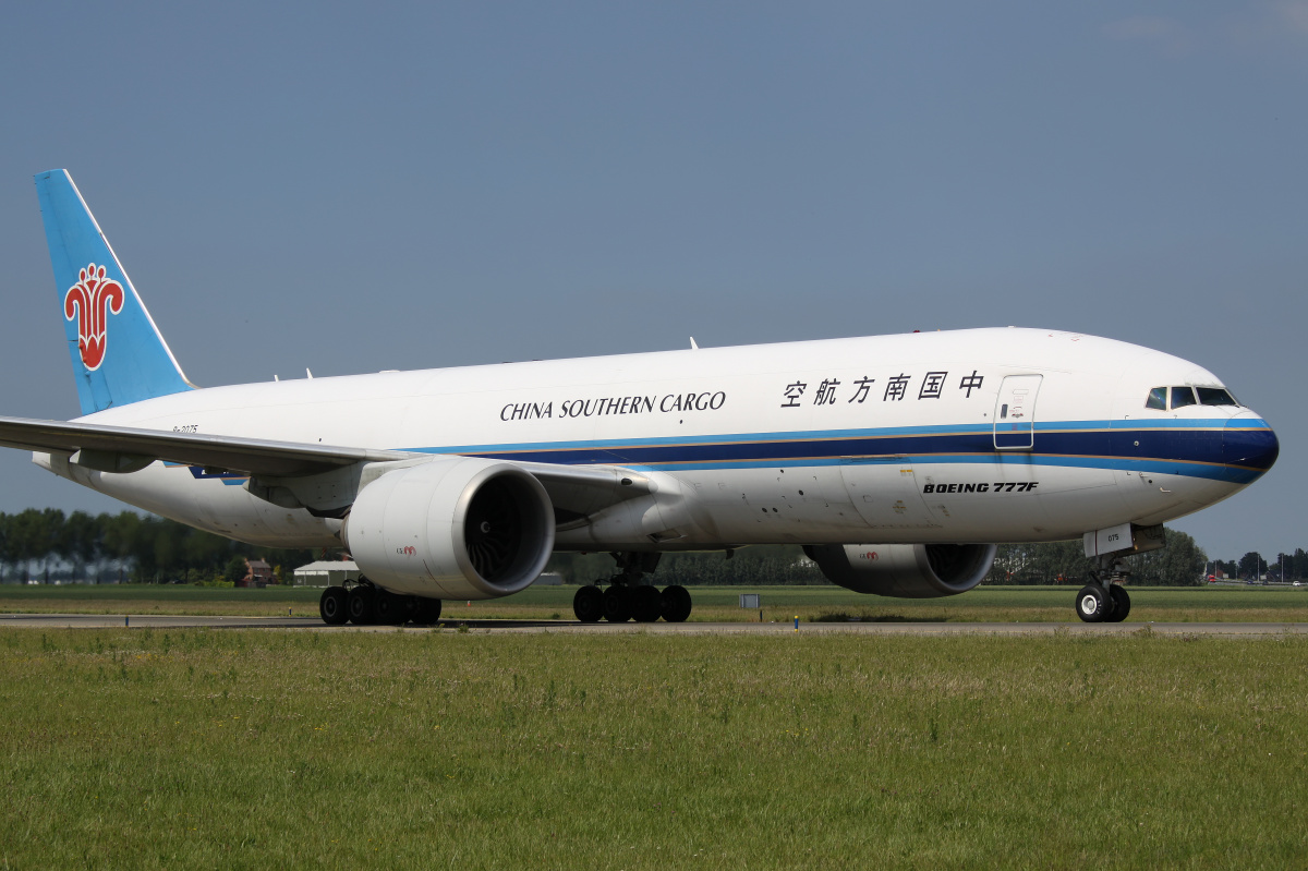 B-2075 (Aircraft » Schiphol Spotting » Boeing 777F » China Southern Cargo)