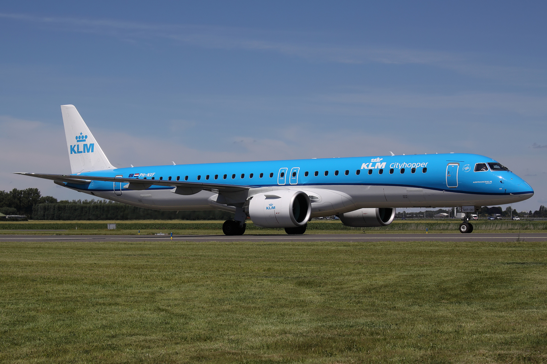 PH-NXF, KLM Cityhopper (Aircraft » Schiphol Spotting » Embraer E195-E2)