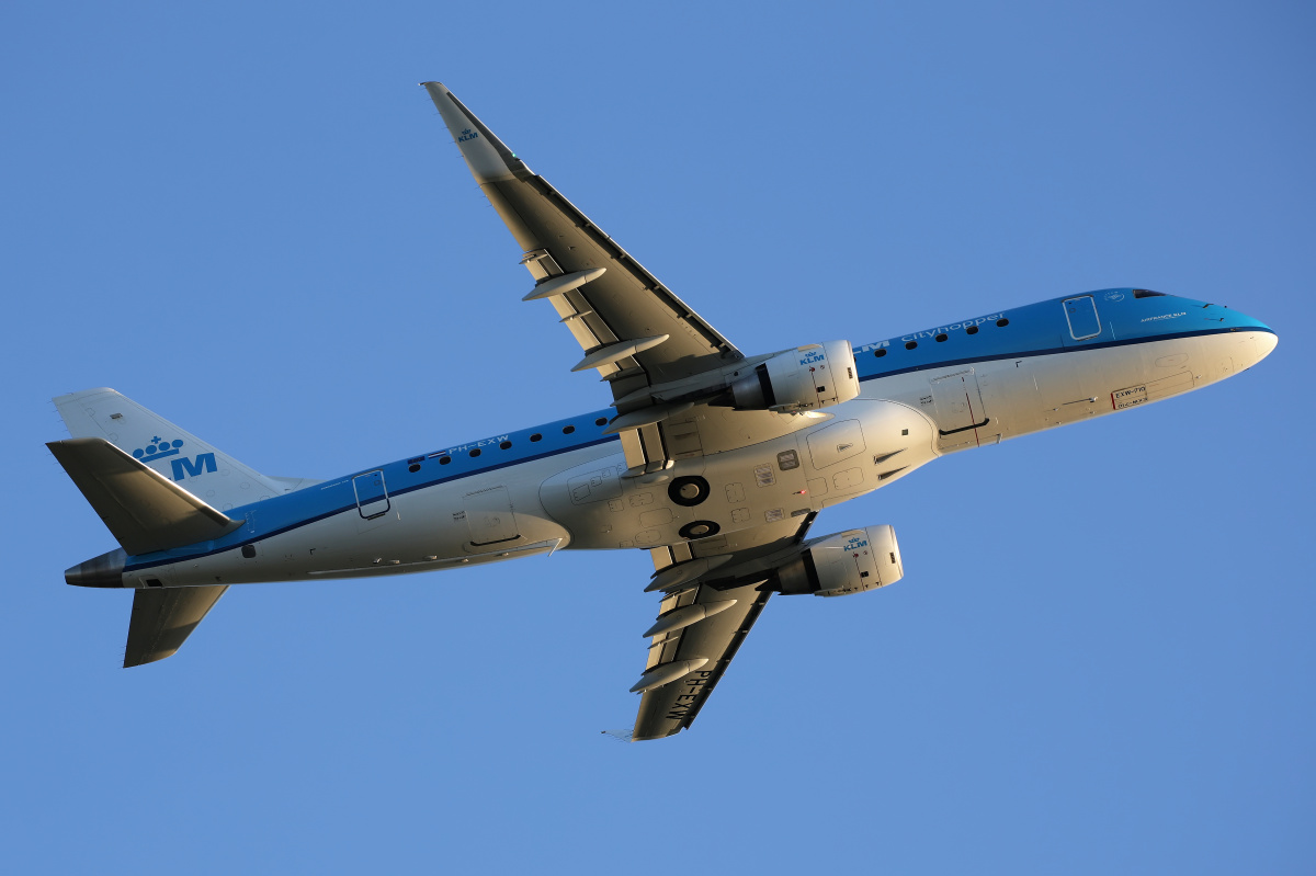 PH-EXW