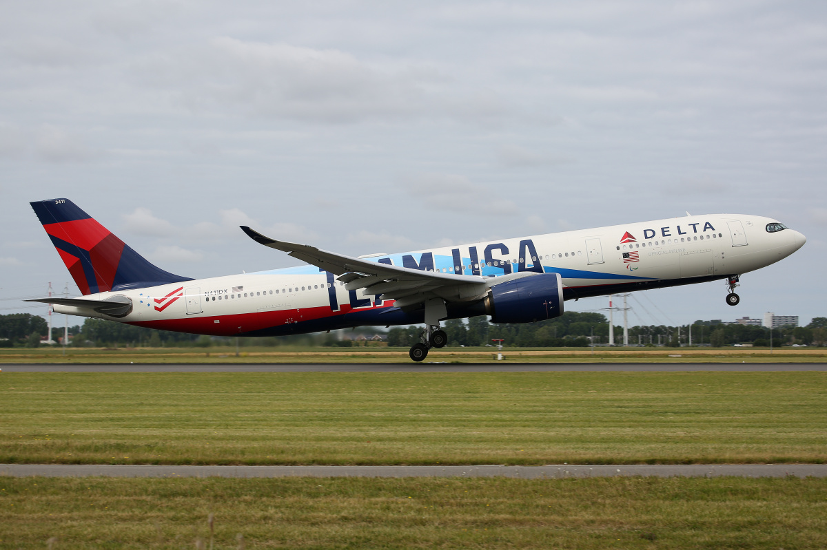 N411DX, Delta Airlines (malowanie Team USA) (Samoloty » Spotting na Schiphol » Airbus A330-900 (A330neo))