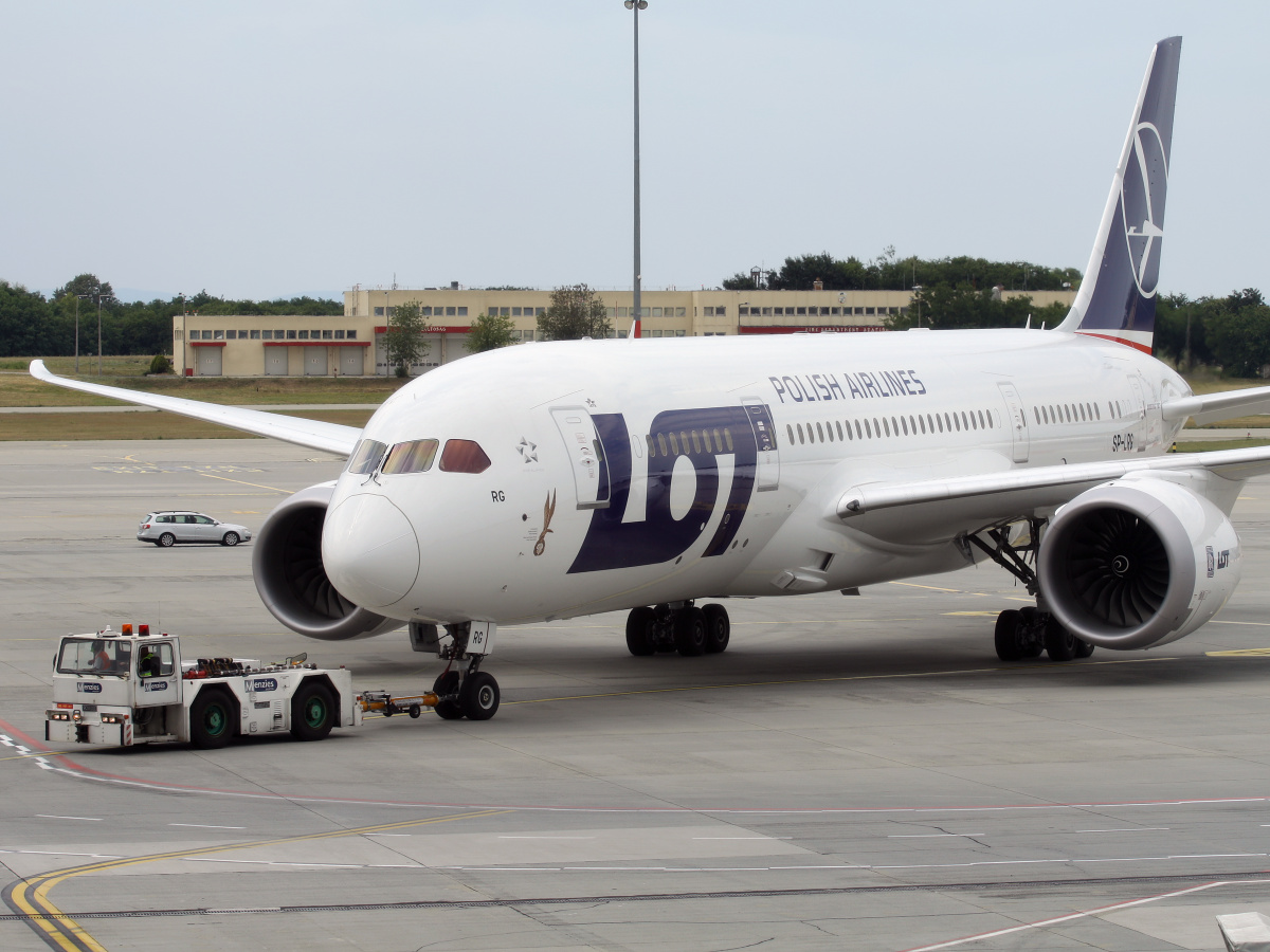 Boeing 787-8 Dreamliner, SP-LRG, LOT Polish Airlines (Aircraft » Ferihegy Spotting » various)