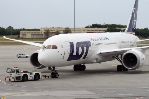 Boeing 787-8 Dreamliner, SP-LRG, LOT Polish Airlines