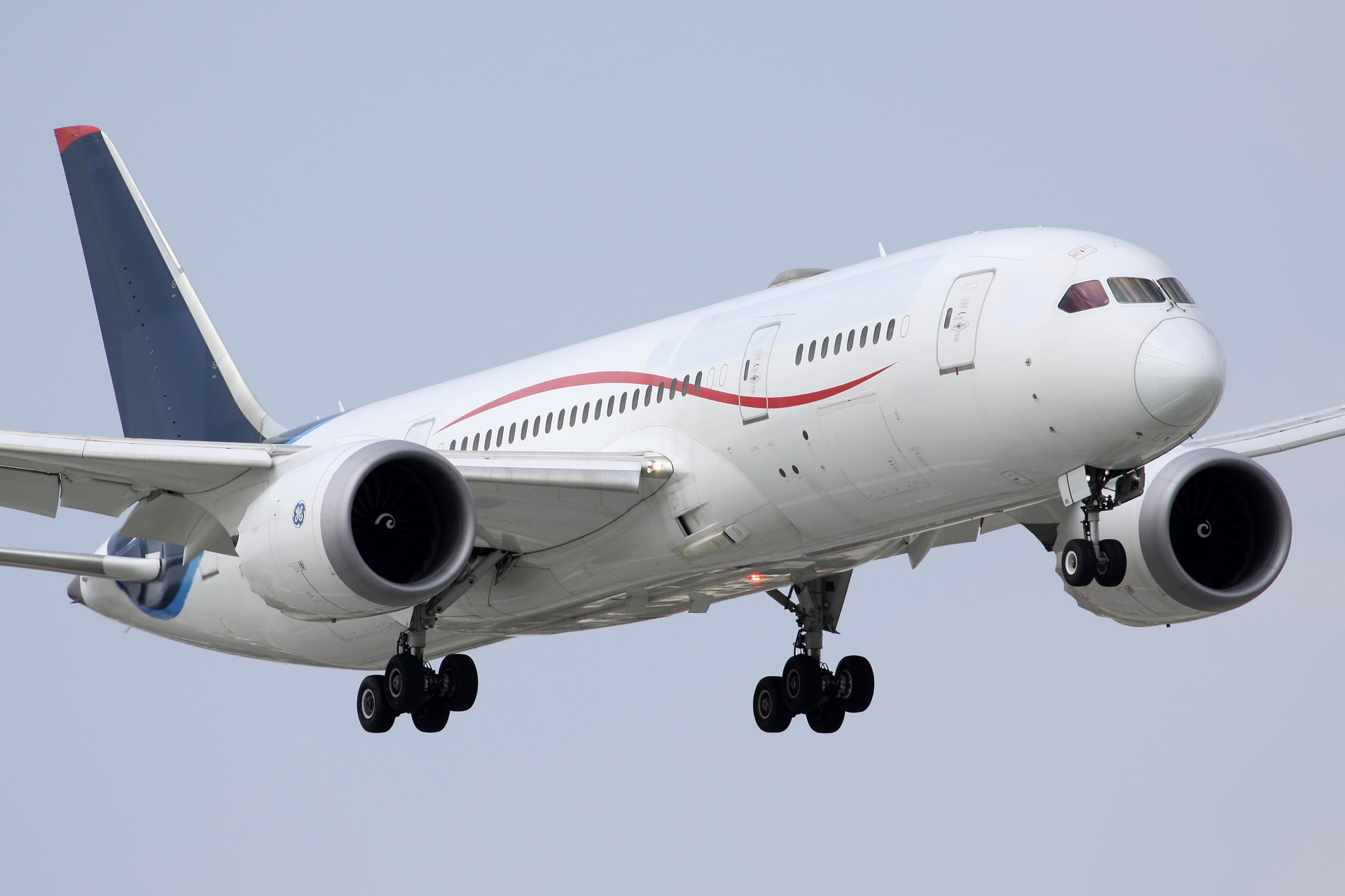 P4-787 (Samoloty » Spotting na EPWA » Boeing 787-8 Dreamliner » Comlux Aruba)