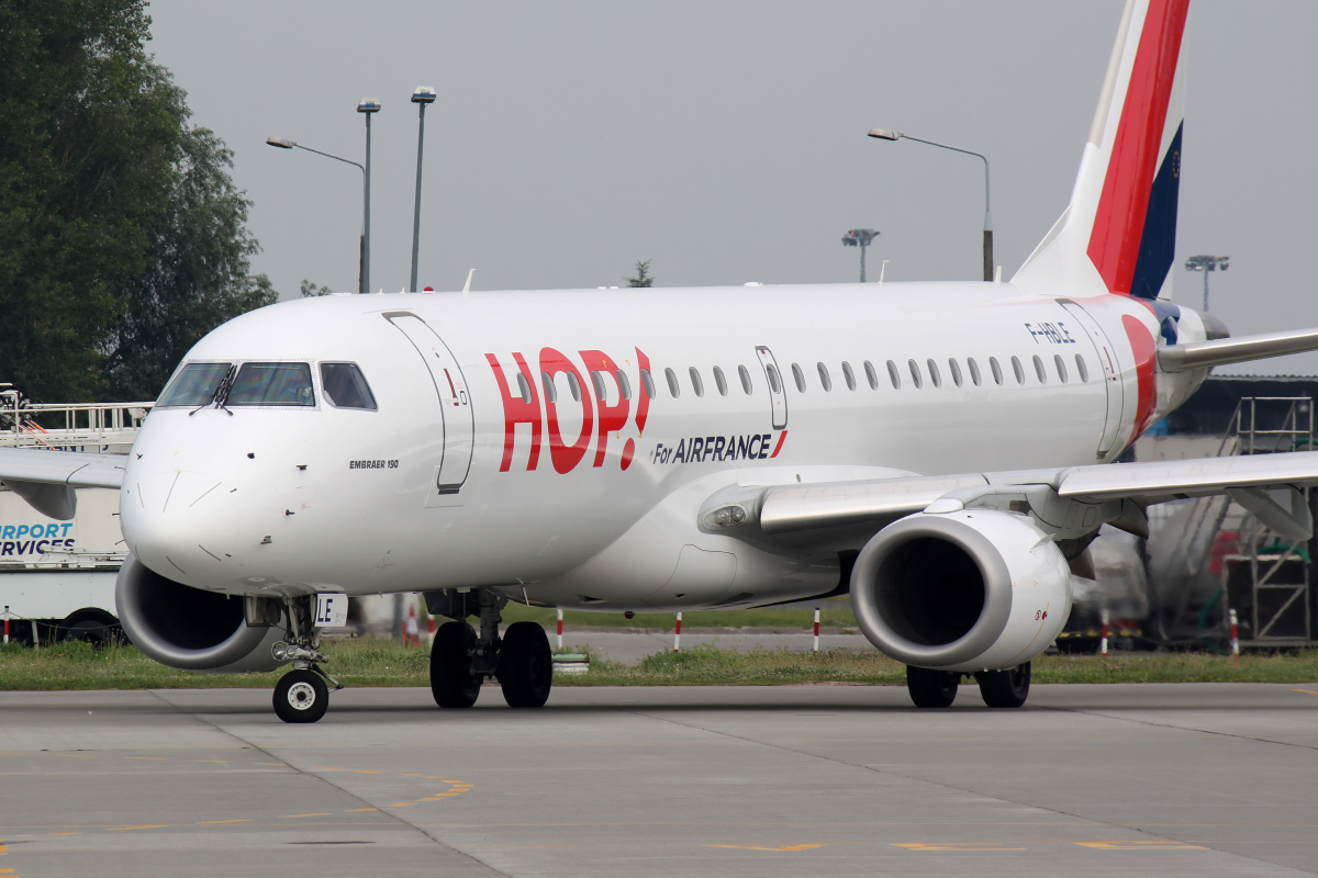 F-HBLE, HOP! (Aircraft » EPWA Spotting » Embraer E190 (ERJ-190-100) » Air France Hop)