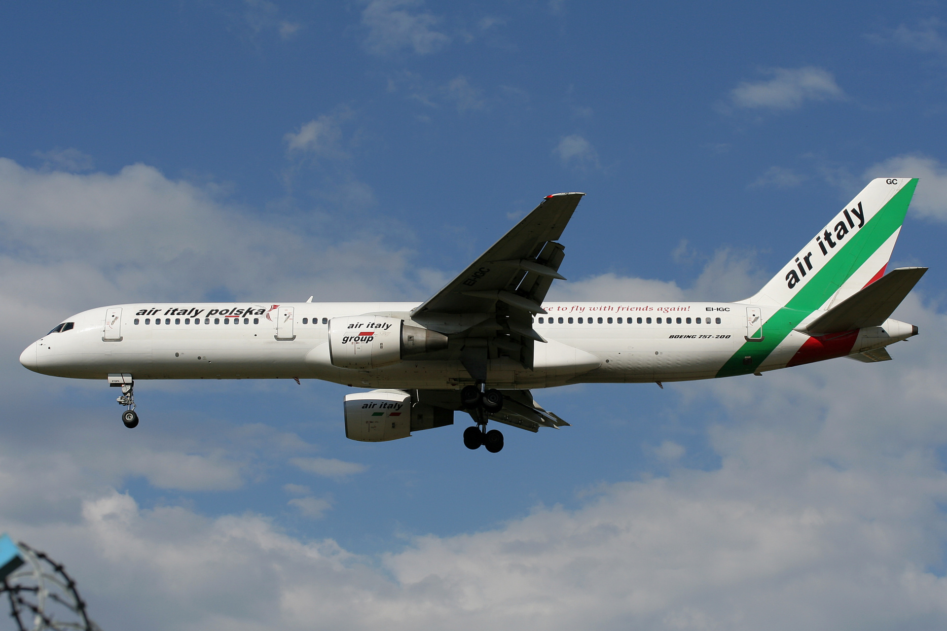 EI-IGC (Aircraft » EPWA Spotting » Boeing 757-200 » Air Italy Polska)