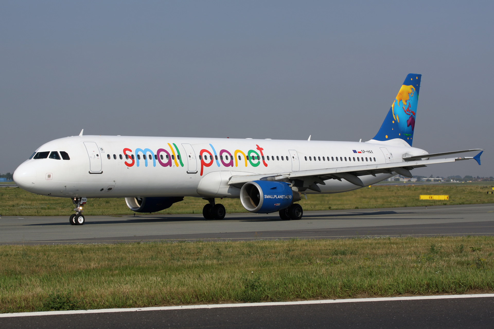 SP-HAX (Samoloty » Spotting na EPWA » Airbus A321-200 » Small Planet Airlines Polska)