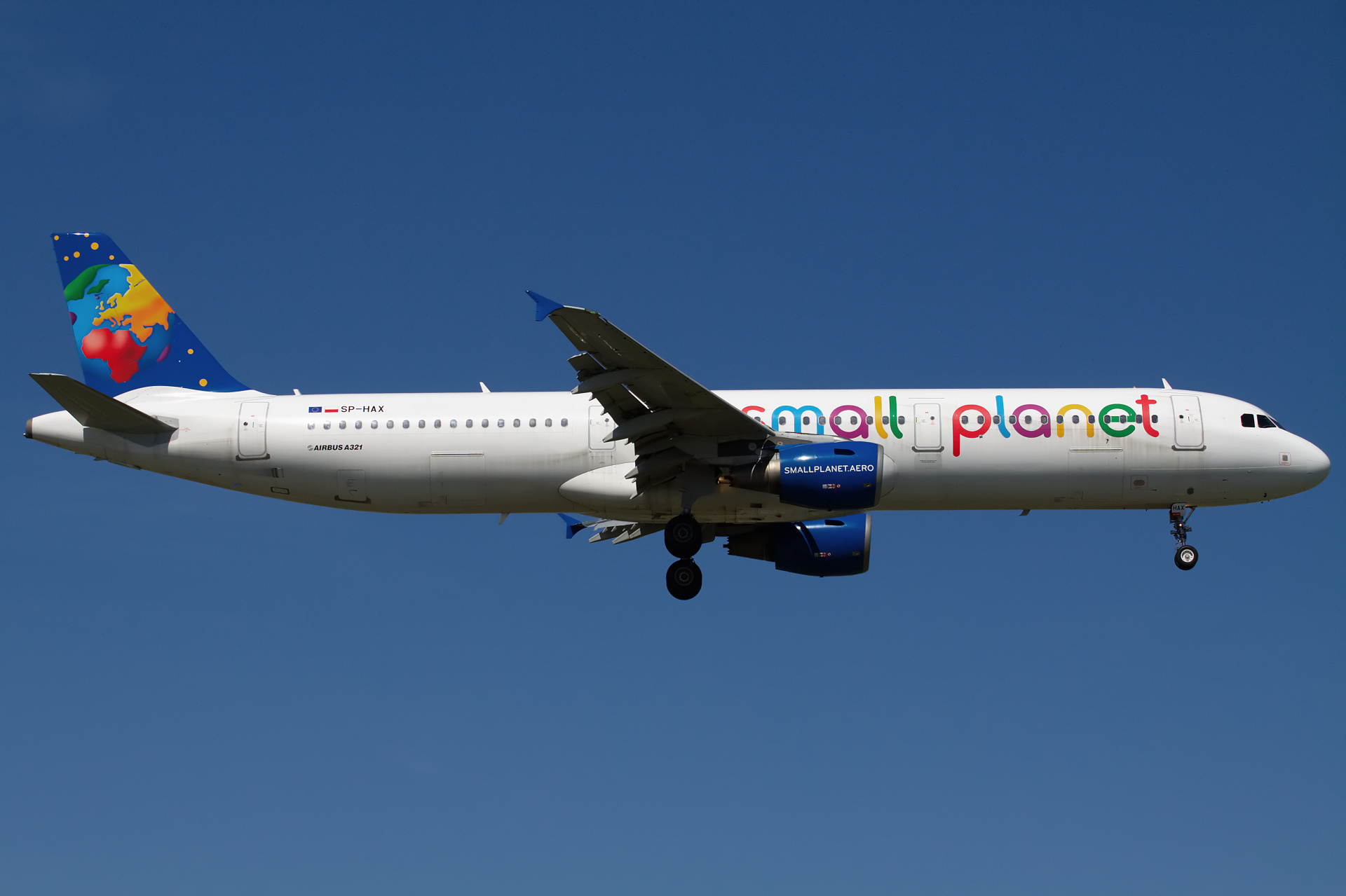 SP-HAX (Samoloty » Spotting na EPWA » Airbus A321-200 » Small Planet Airlines Polska)