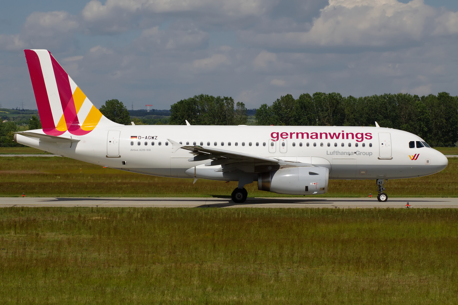D-AGWZ, Germanwings (Aircraft » Ferihegy Spotting » Airbus A319-100)
