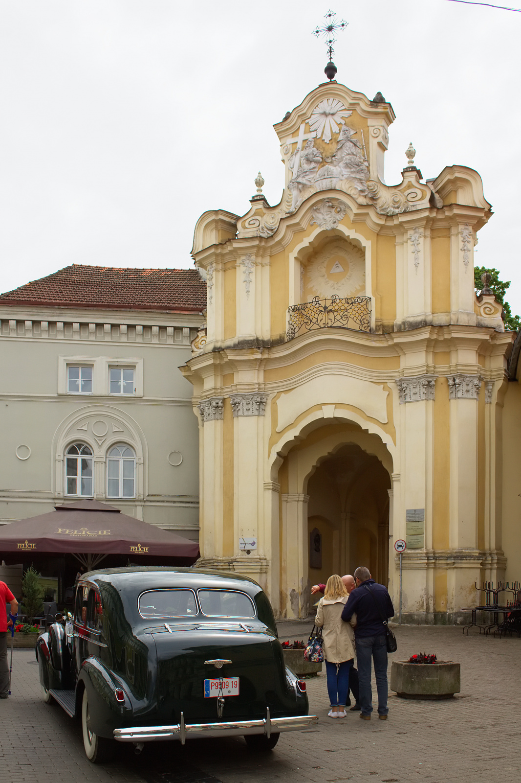 The Basilian Gate (Travels » Vilnius » Churches)