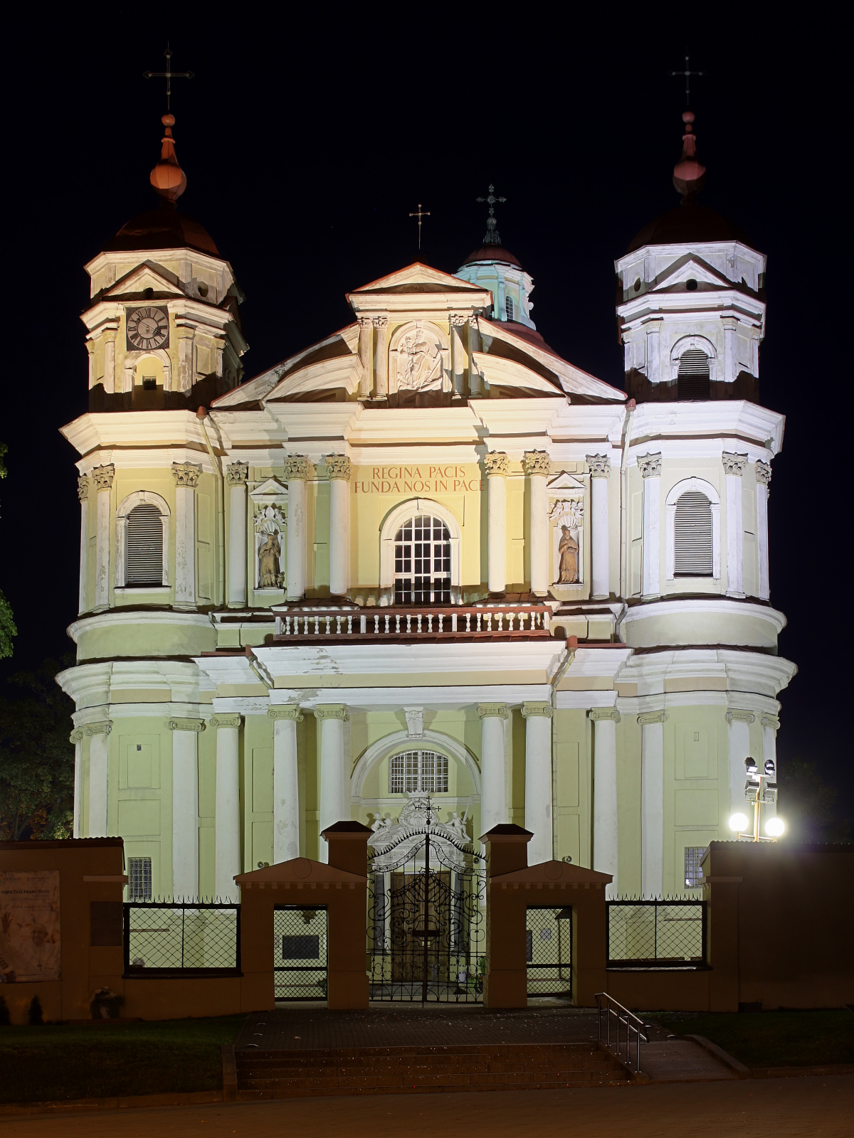 Kościół św. Piotra i Pawła (Podróże » Wilno » Kościoły i cerkwie)