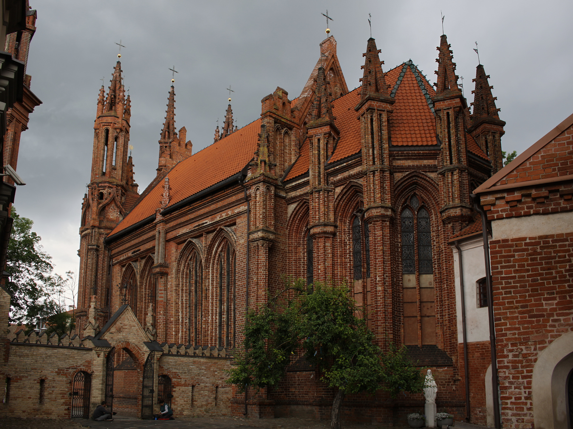 Šv. Onos bažnyčia - Kościół św. Anny (Podróże » Wilno » Kościoły i cerkwie)