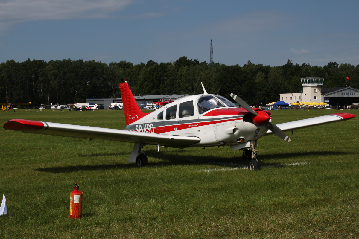 Piper PA28R-200 Arrow, SP-KSD, Bartolini Air (Samoloty » Góraszka)