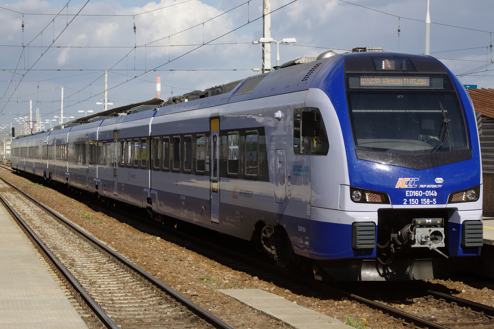 L-4292 ED160-014 (FLIRT 200) (Pojazdy » Pociągi i lokomotywy » Stadler FLIRT3)